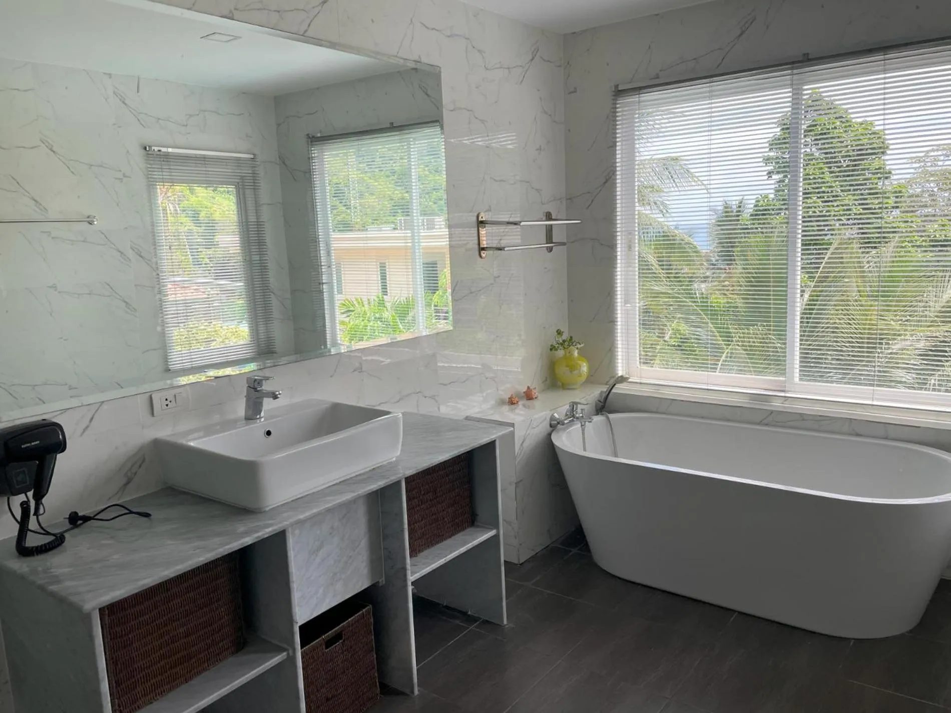 Other in Kata Top View by Lofty