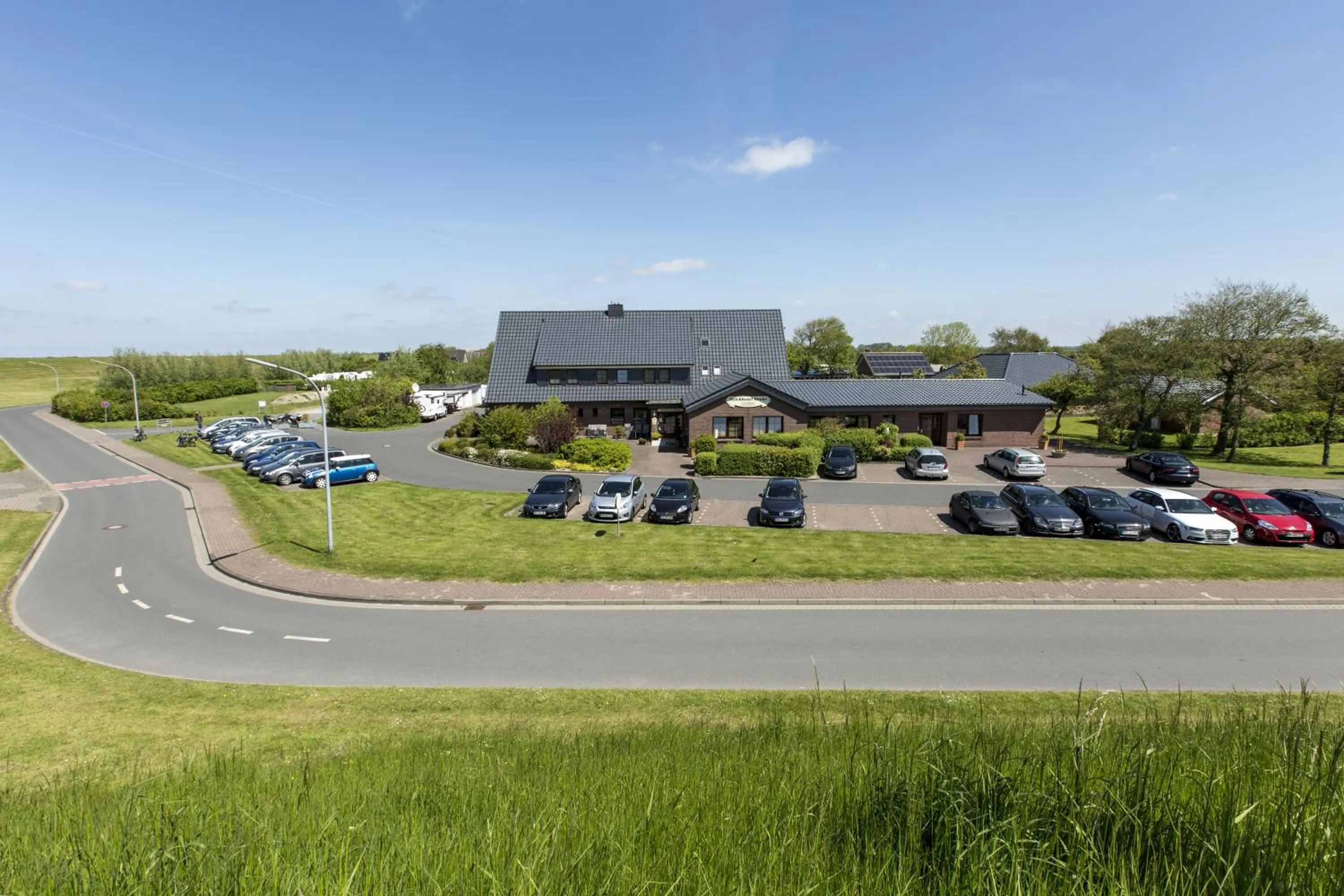 Facade/entrance in Deichhotel Grube