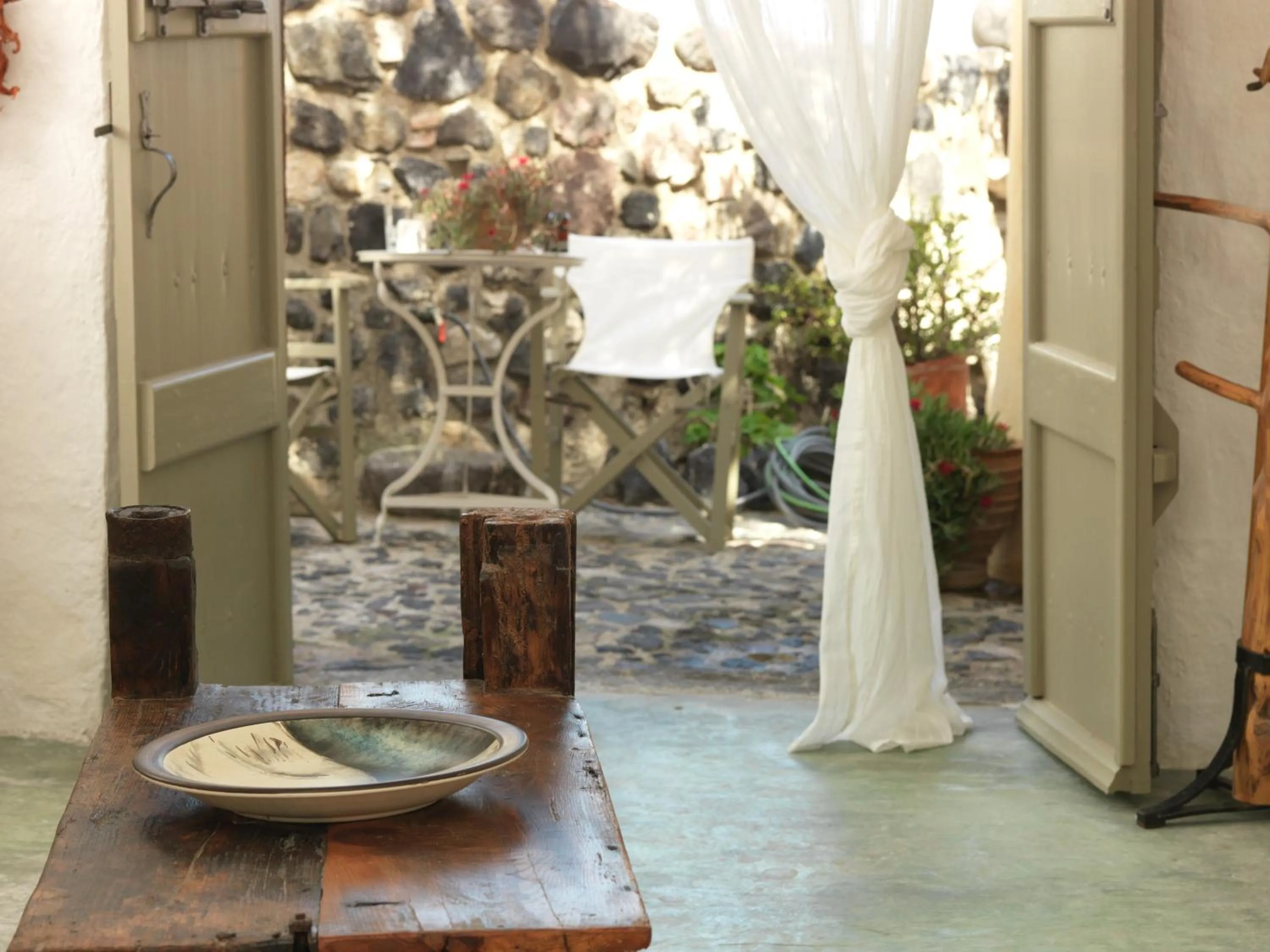 Property building in AFOURA HOUSES by K&K