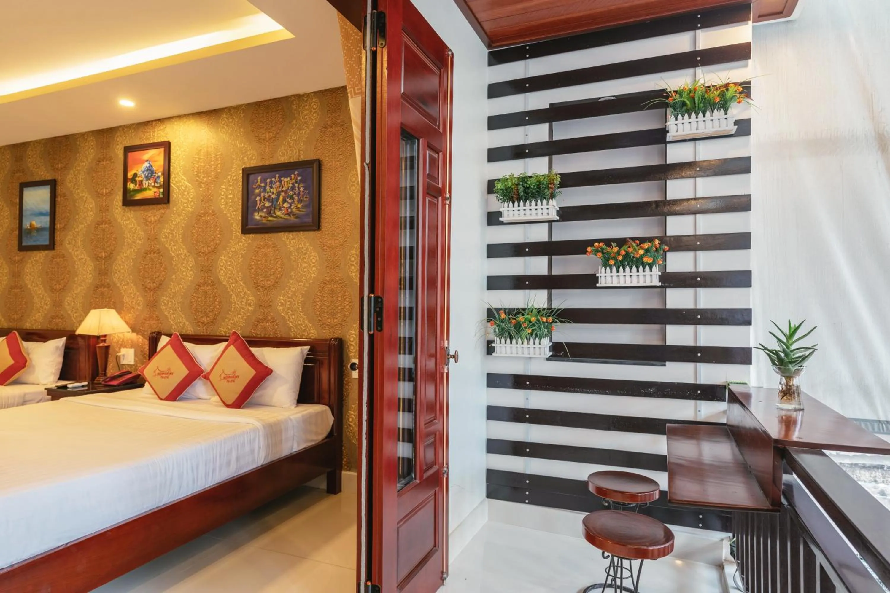 Balcony/Terrace, Bed in Nu Ni Homestay