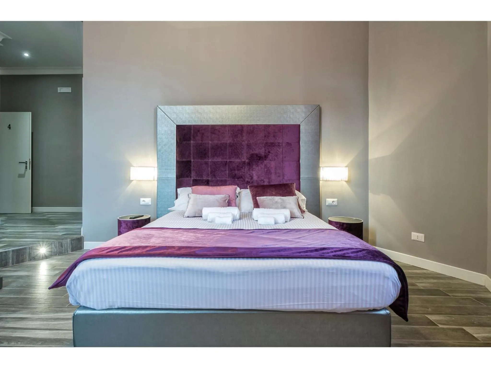 Bed in Lea Luxury Rooms