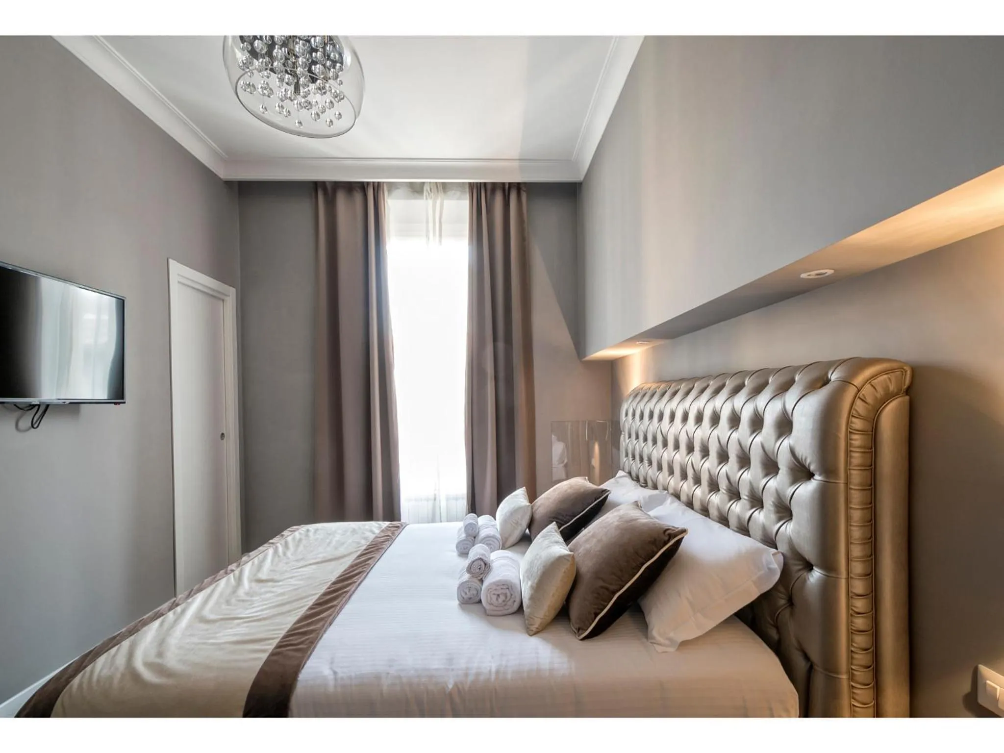 Bed in Lea Luxury Rooms