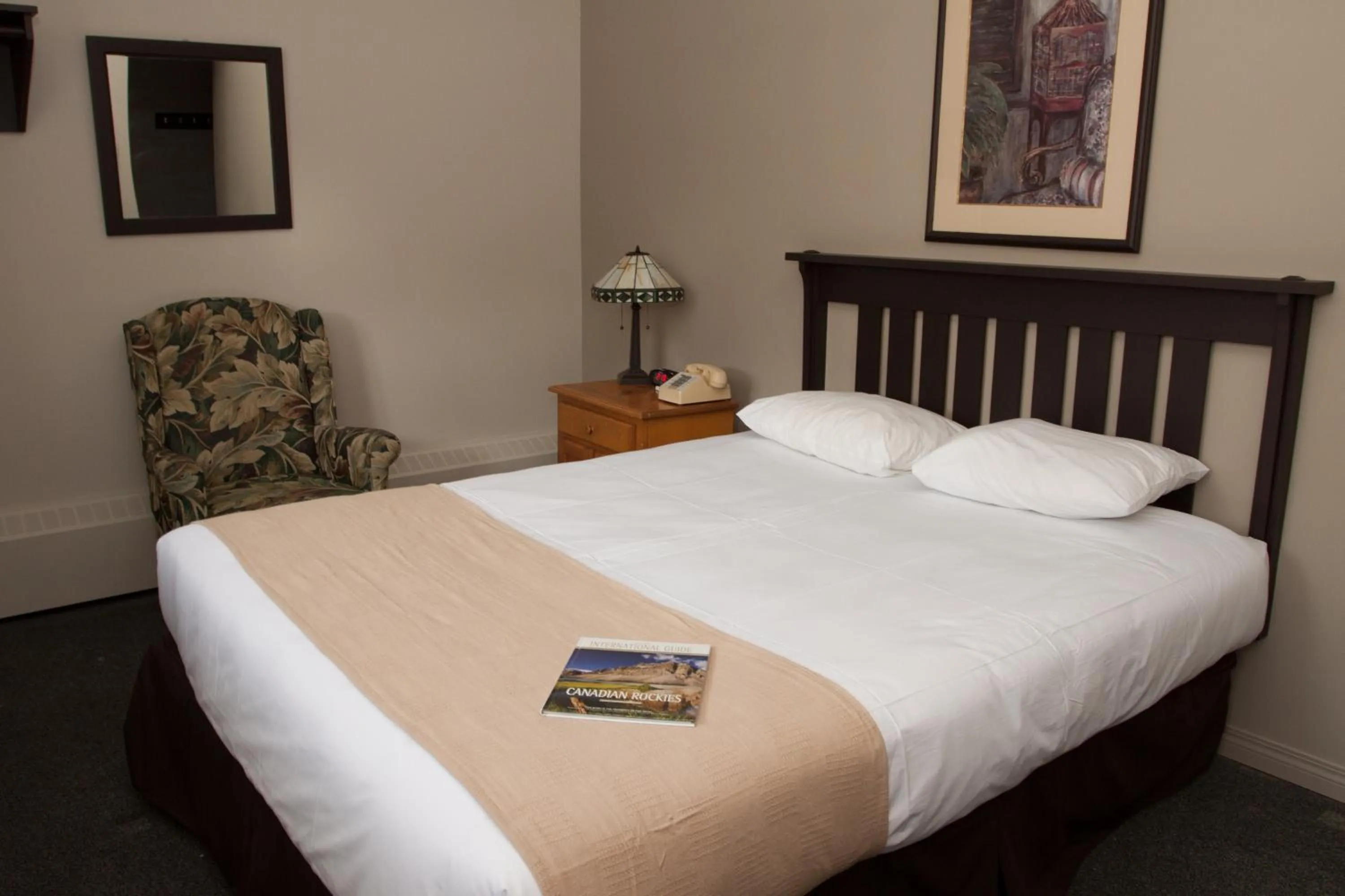 Photo of the whole room in YWCA Banff Hotel