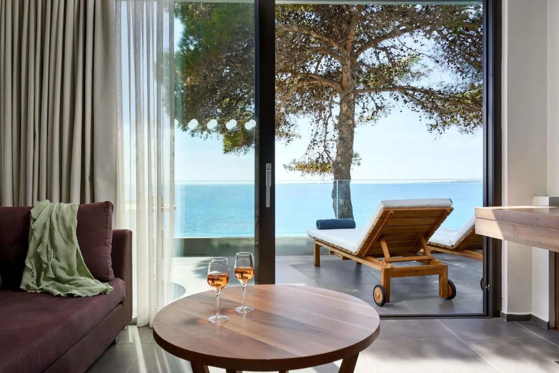 Photo of the whole room in White Rocks Hotel Kefalonia