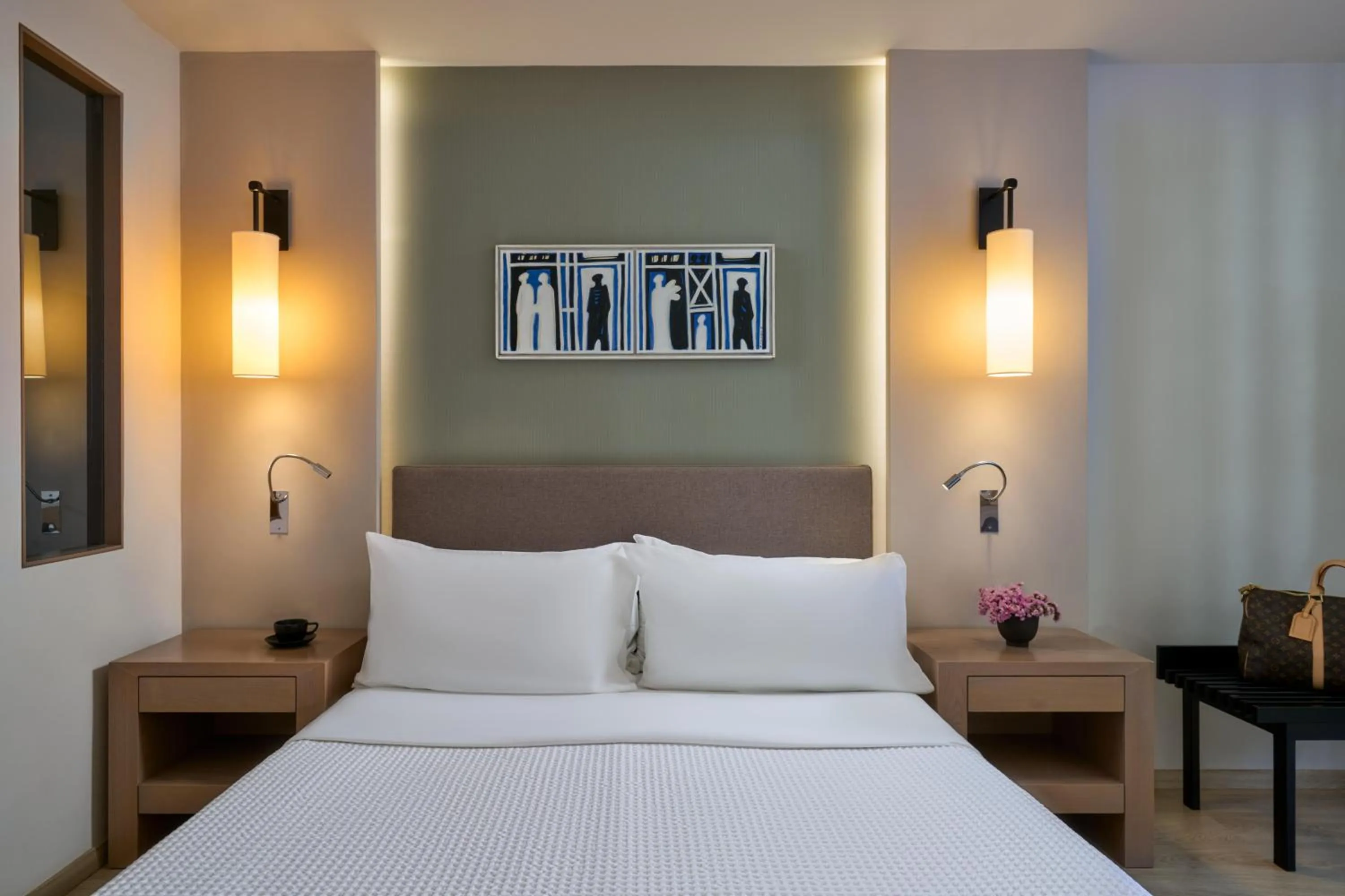 Photo of the whole room, Bed in White Rocks Hotel Kefalonia