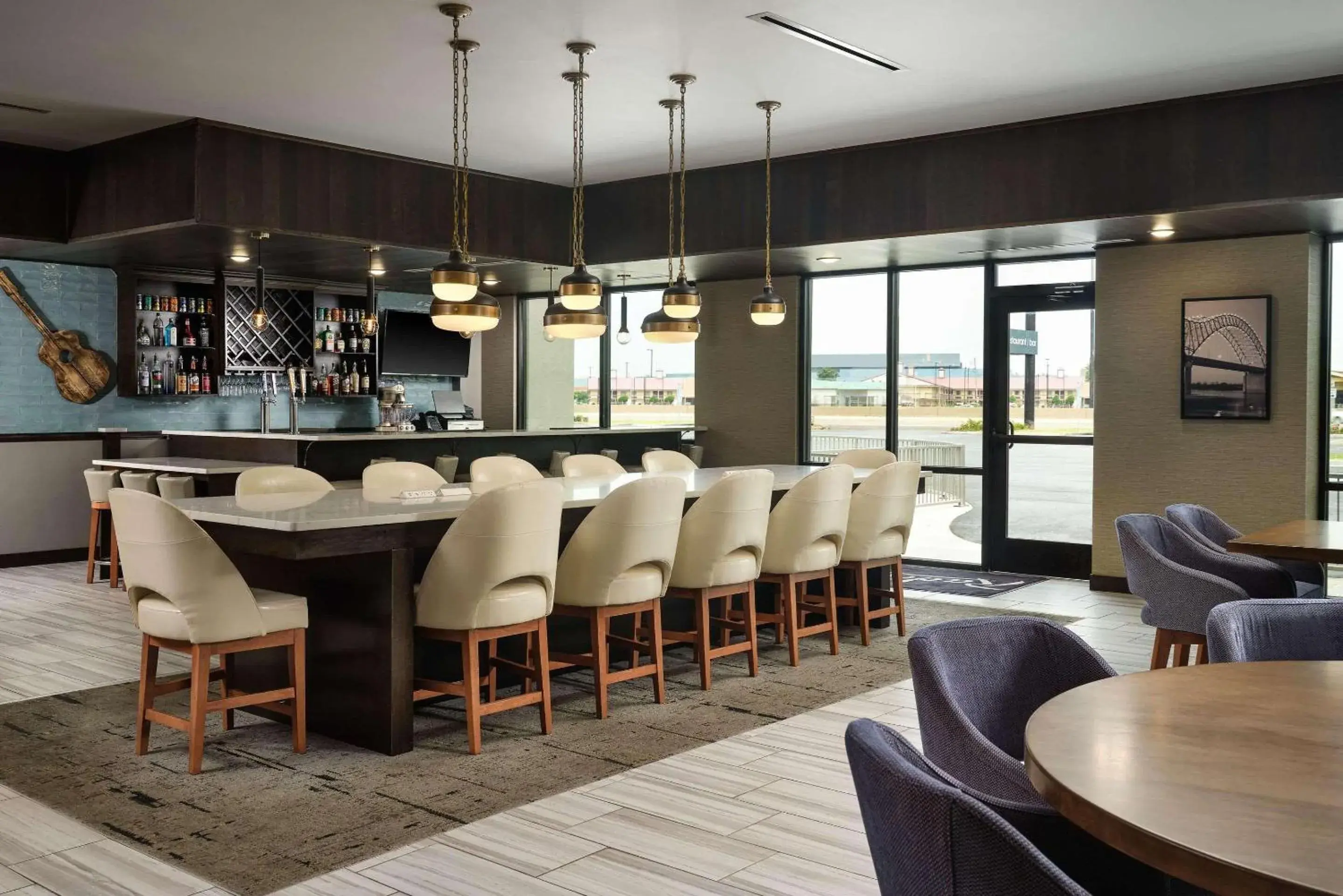 Lounge or bar in Radisson Hotel West Memphis Lounge or bar in Radisson Hotel West Memphis