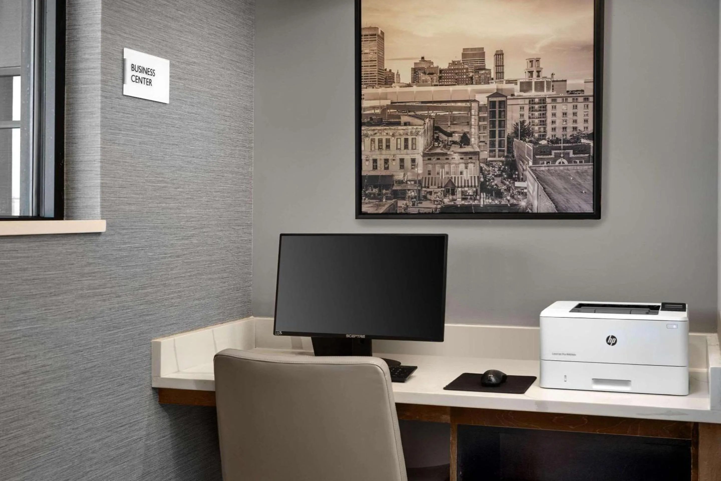 Business facilities in Radisson Hotel West Memphis