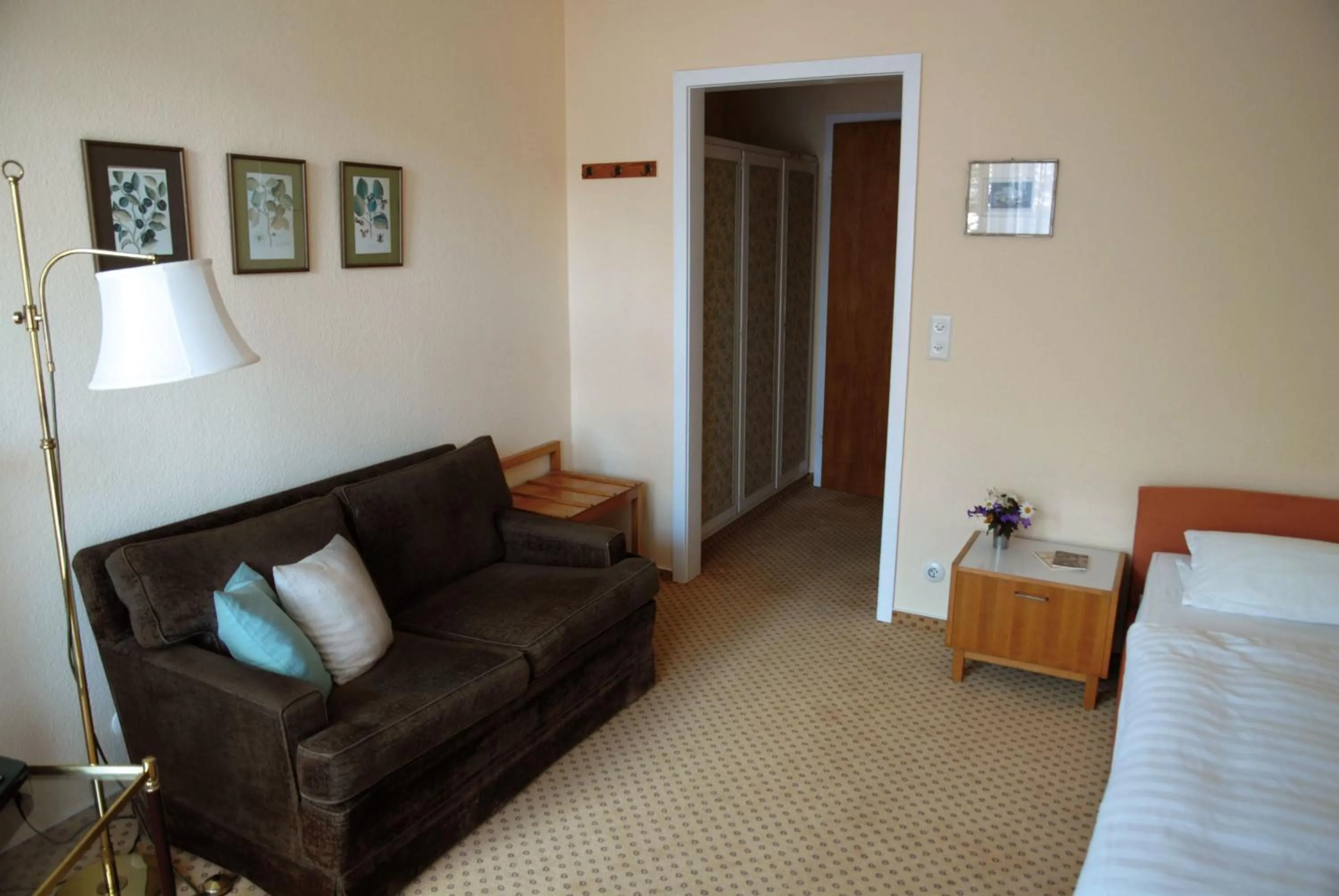 Single Room with Balcony - single occupancy in Hotel Schaumburg