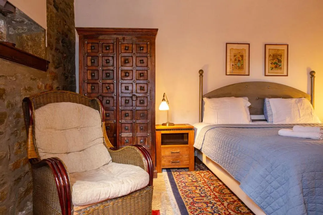 View (from property/room), Bed in Palio Eleotrivio Guesthouse