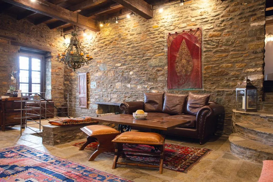 Living room in Palio Eleotrivio Guesthouse