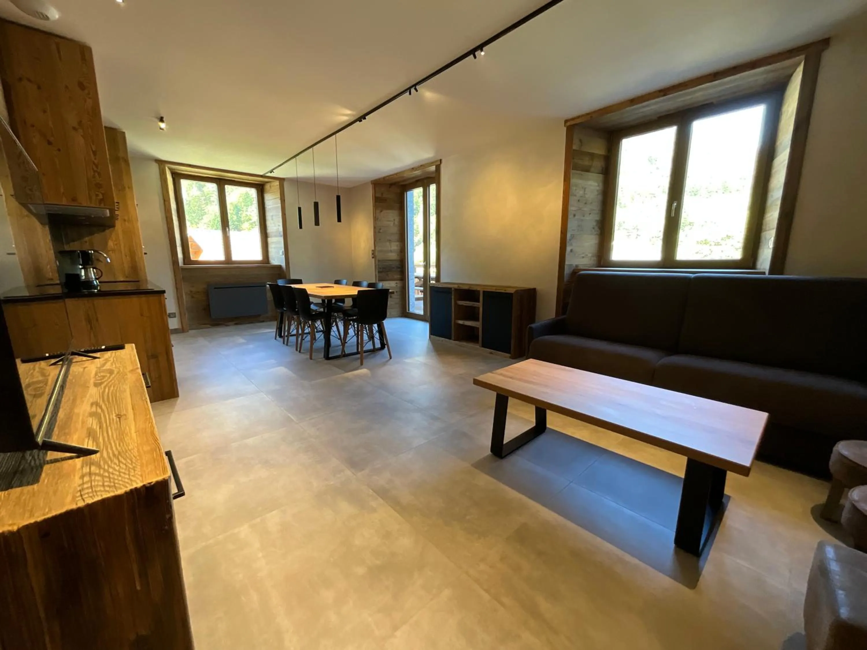 Kitchen or kitchenette in Gite Roche Des Ducs avec Piscine toute l'année, Spa, Sauna, Hammam