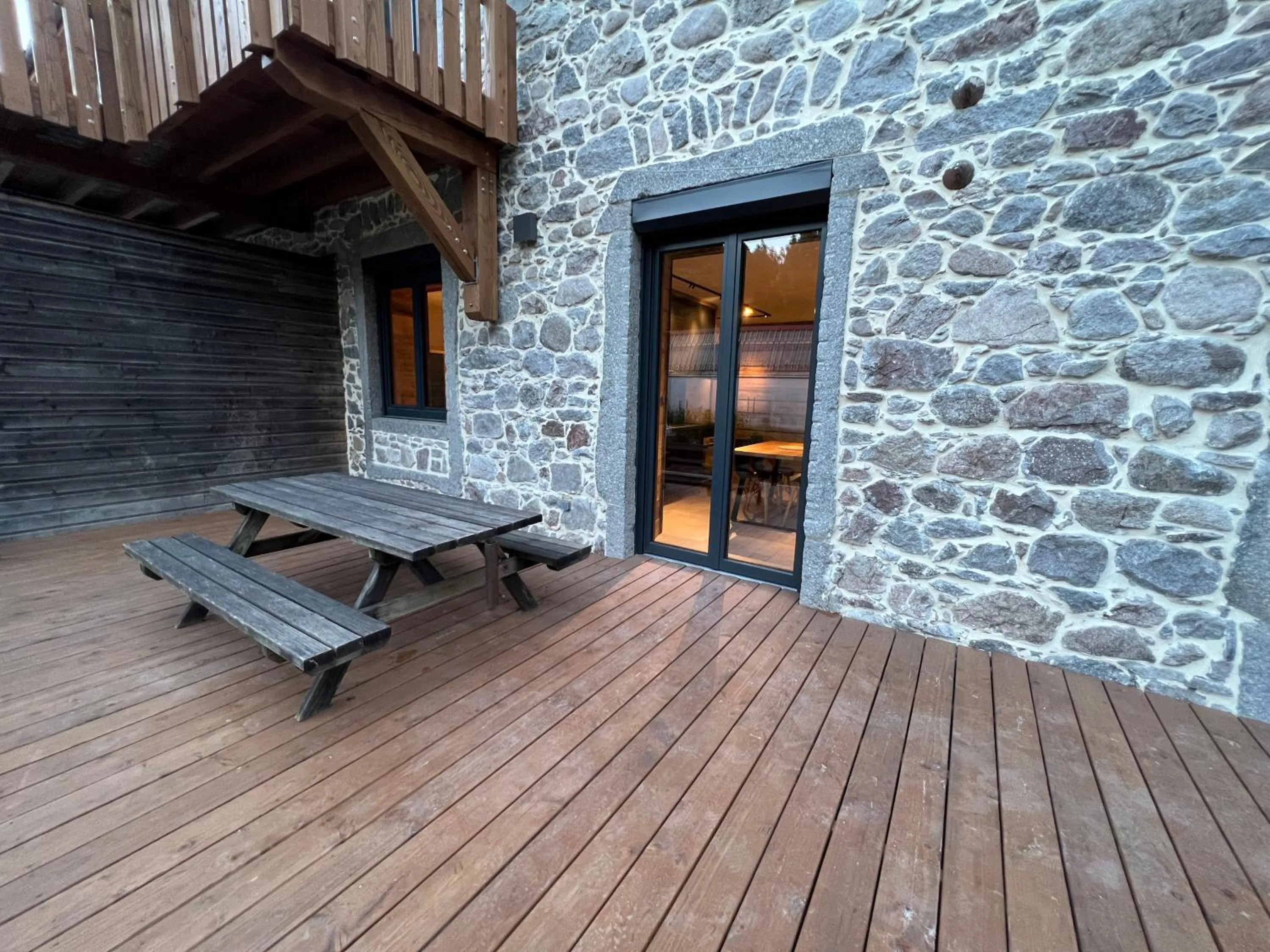 Patio in Gite Roche Des Ducs avec Piscine toute l'année, Spa, Sauna, Hammam