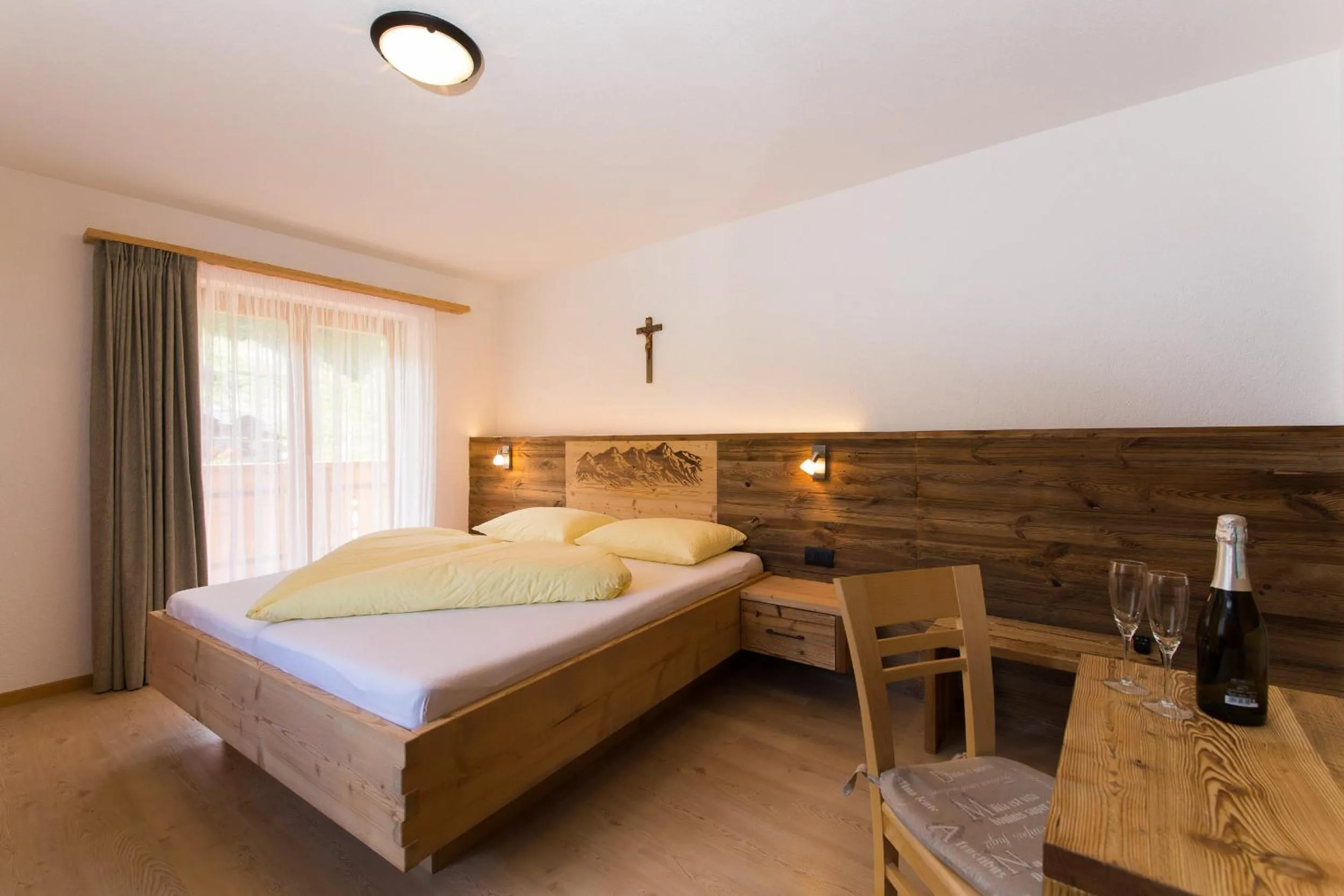 Bed in Gasthof Trausberg