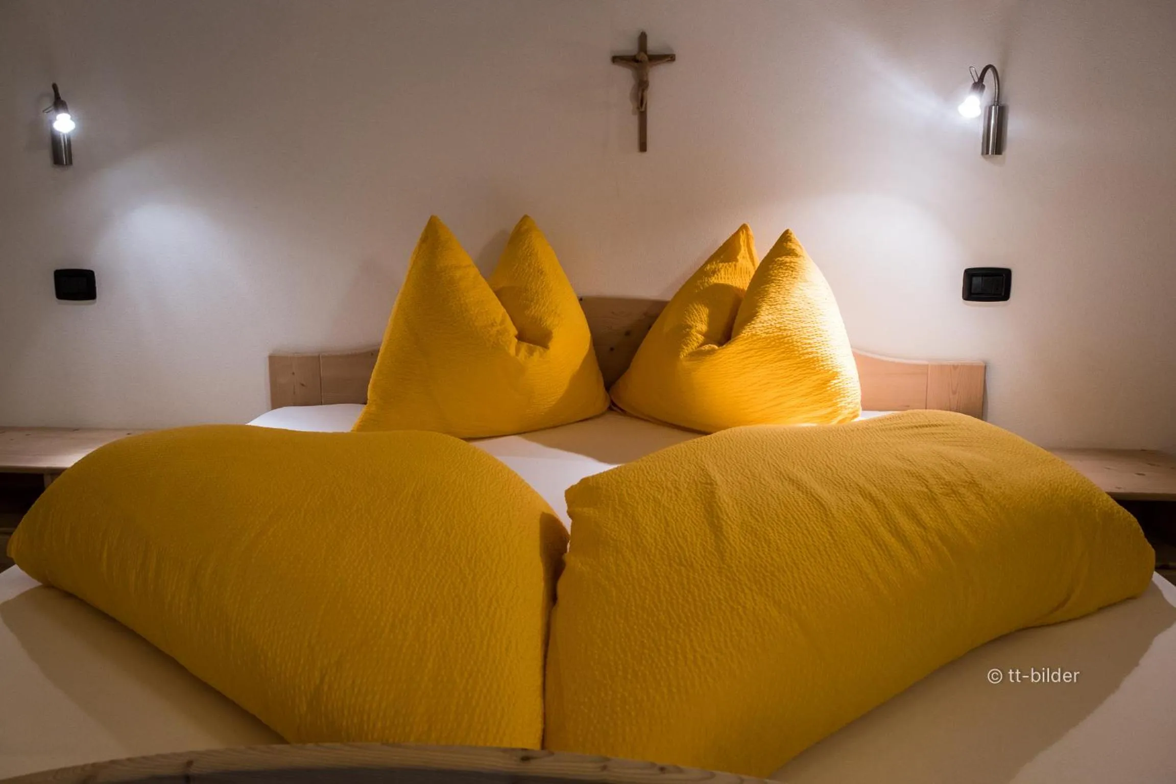 Bed in Gasthof Trausberg