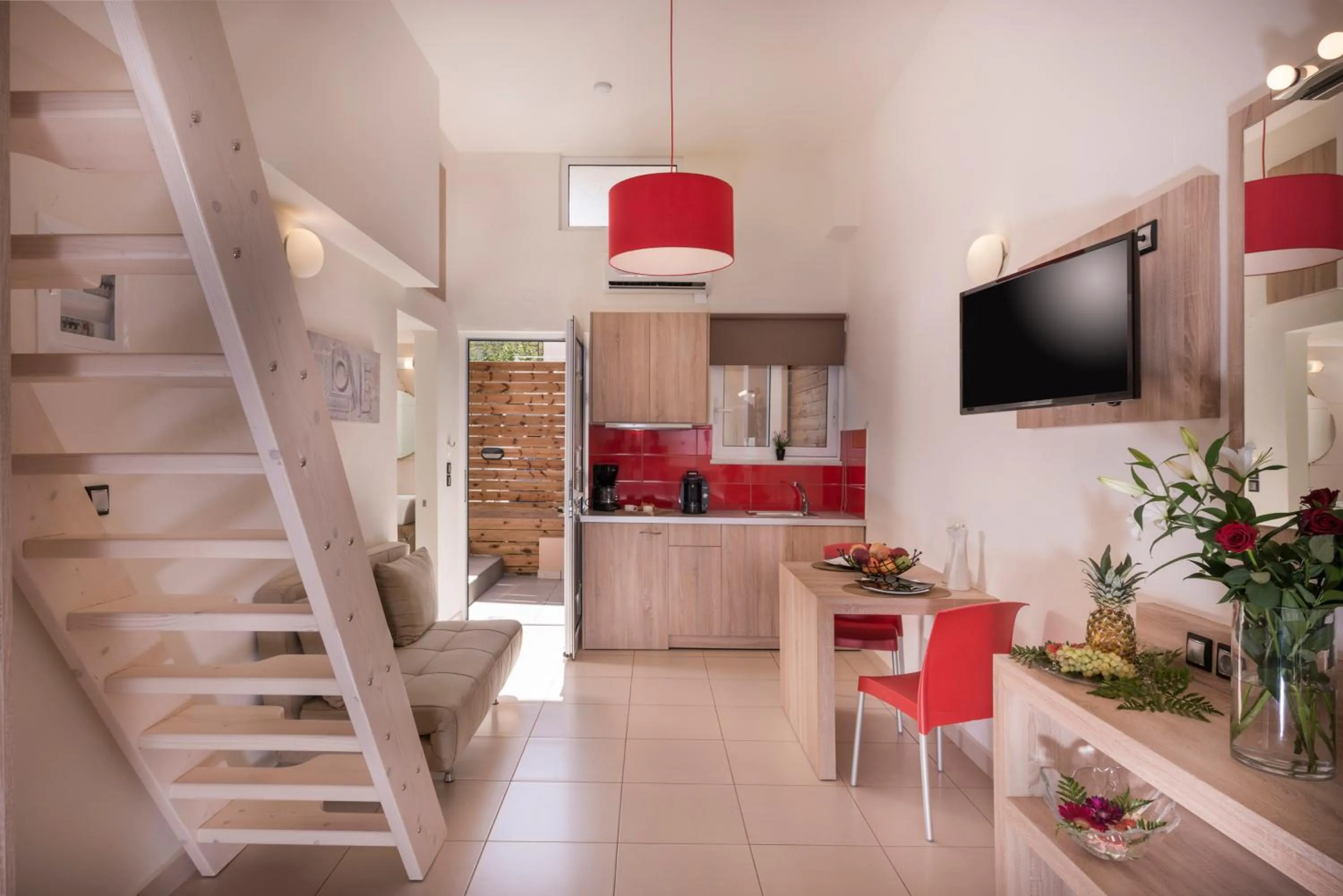 TV and multimedia in Sea & City Apartments