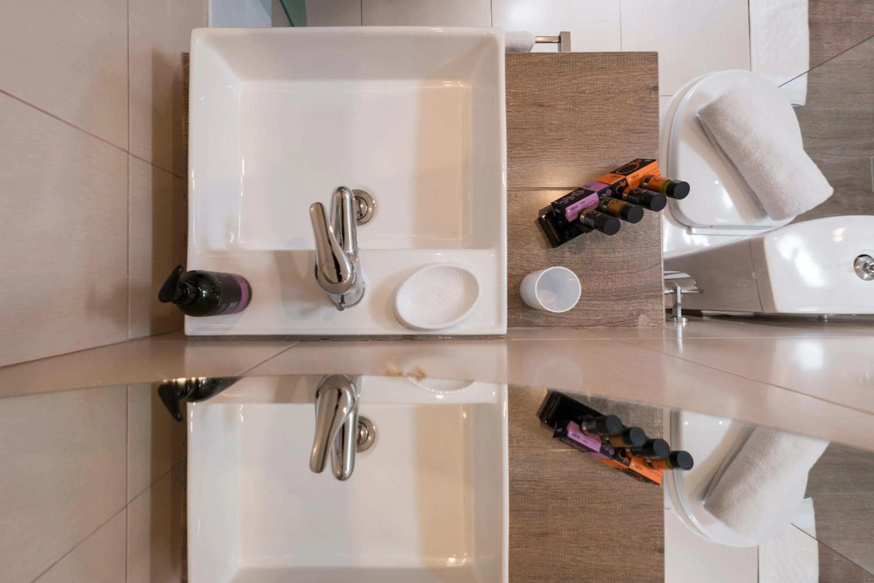 Bathroom in Sea & City Apartments