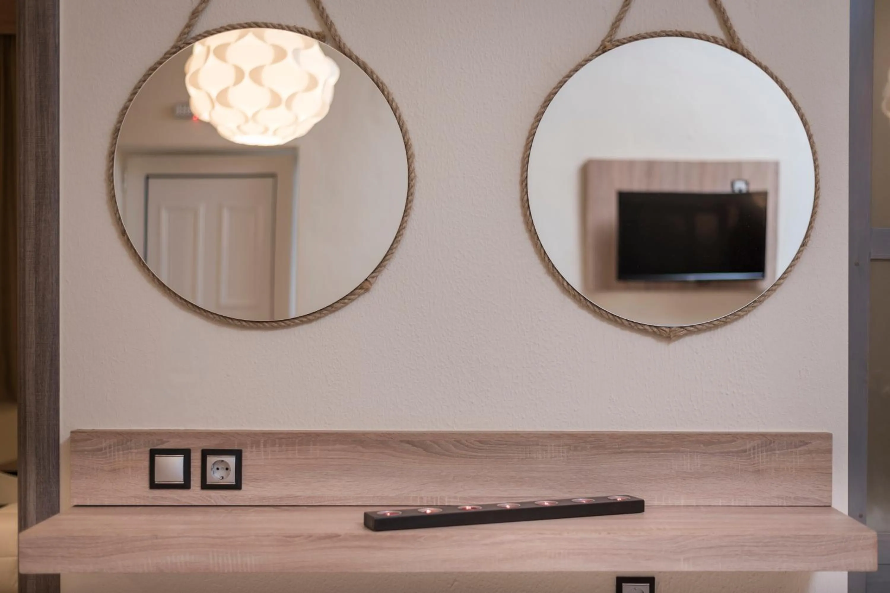 Decorative detail in Sea & City Apartments