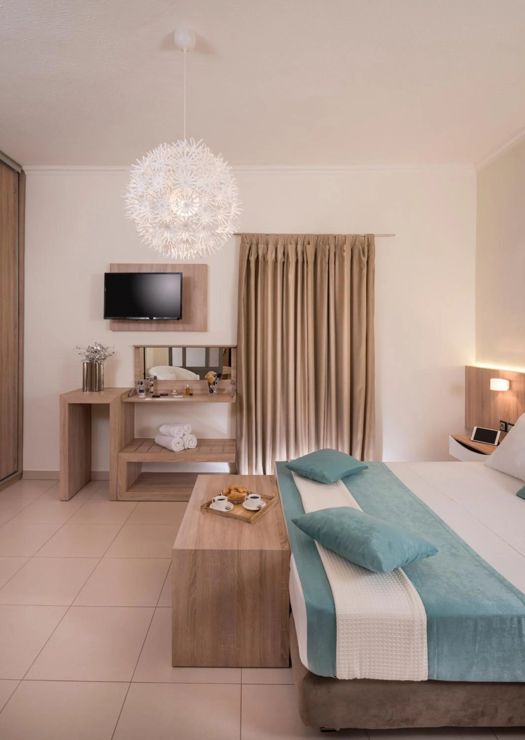 Bedroom, Bed in Sea & City Apartments