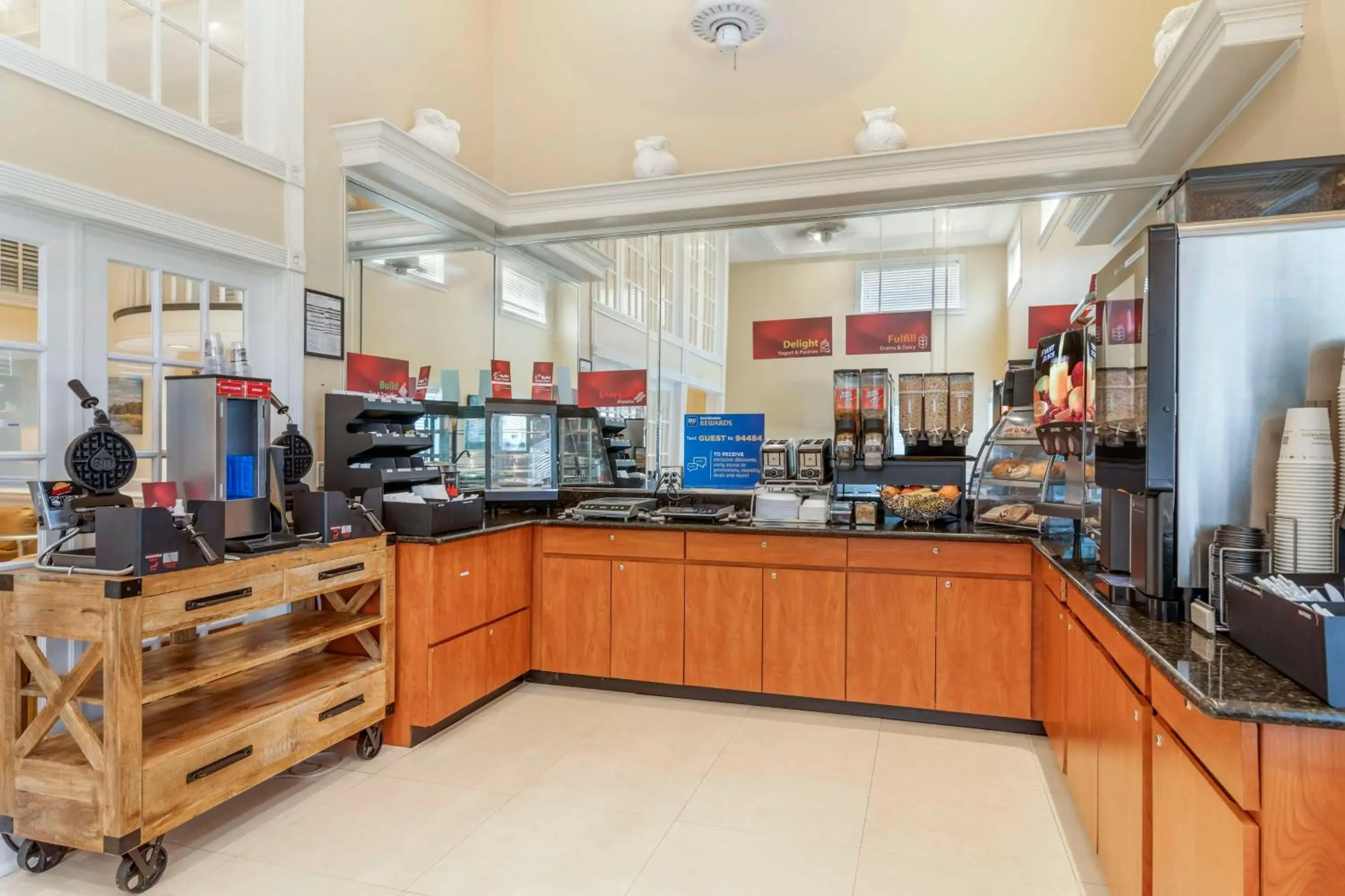 Breakfast in Best Western Plus Kingsland Breakfast in Best Western Plus Kingsland