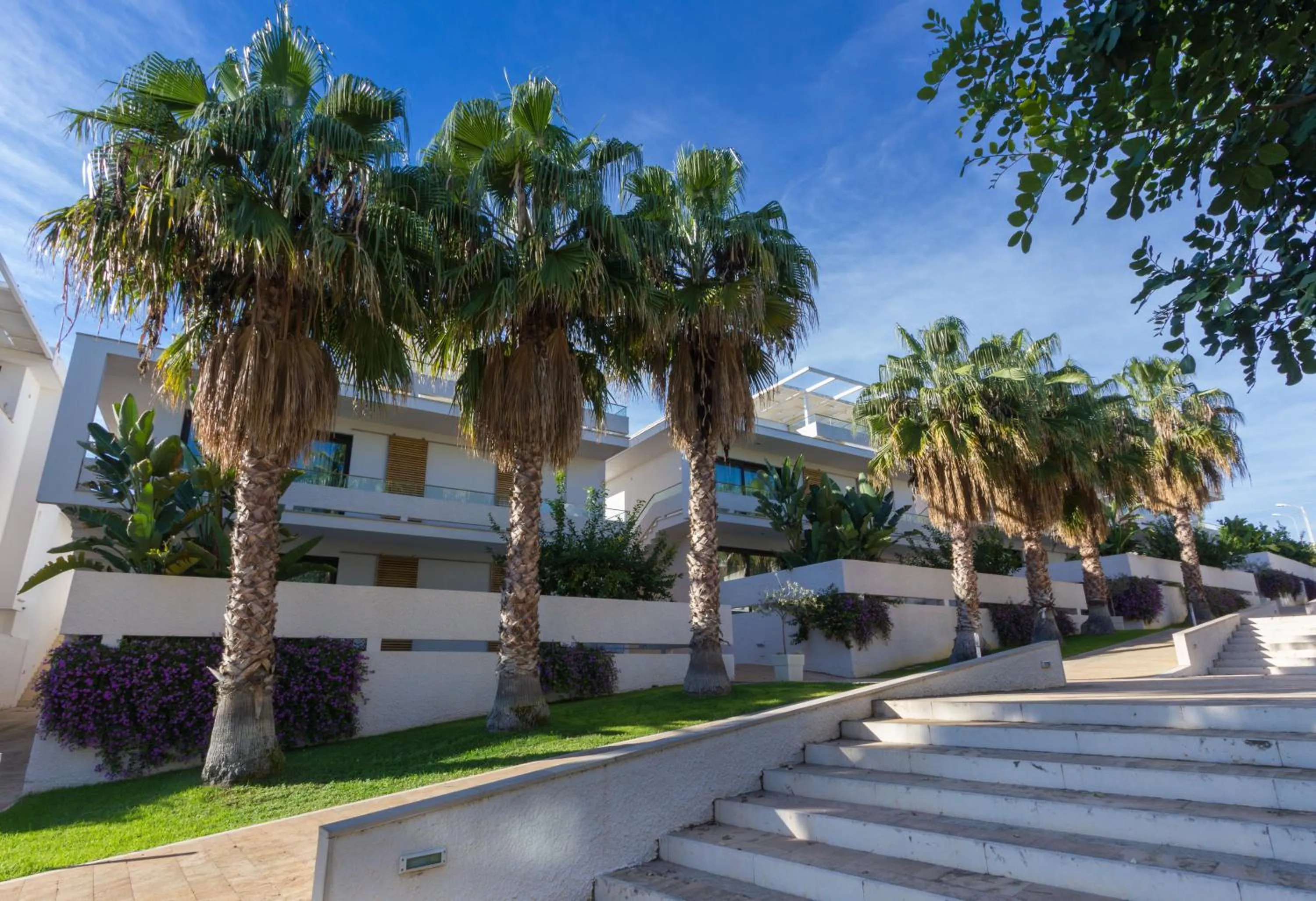Facade/entrance in Kamena Residence
