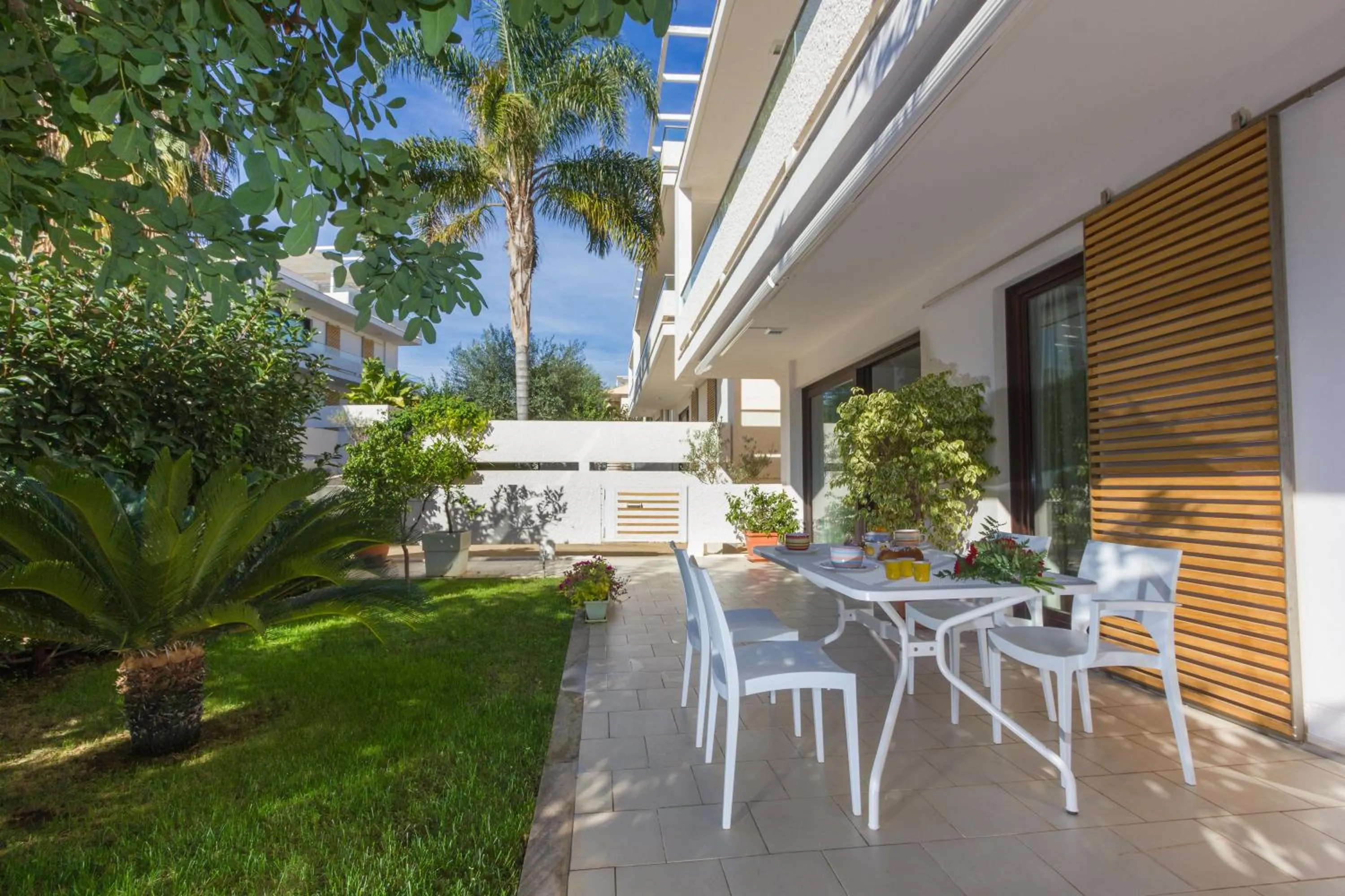Patio in Kamena Residence