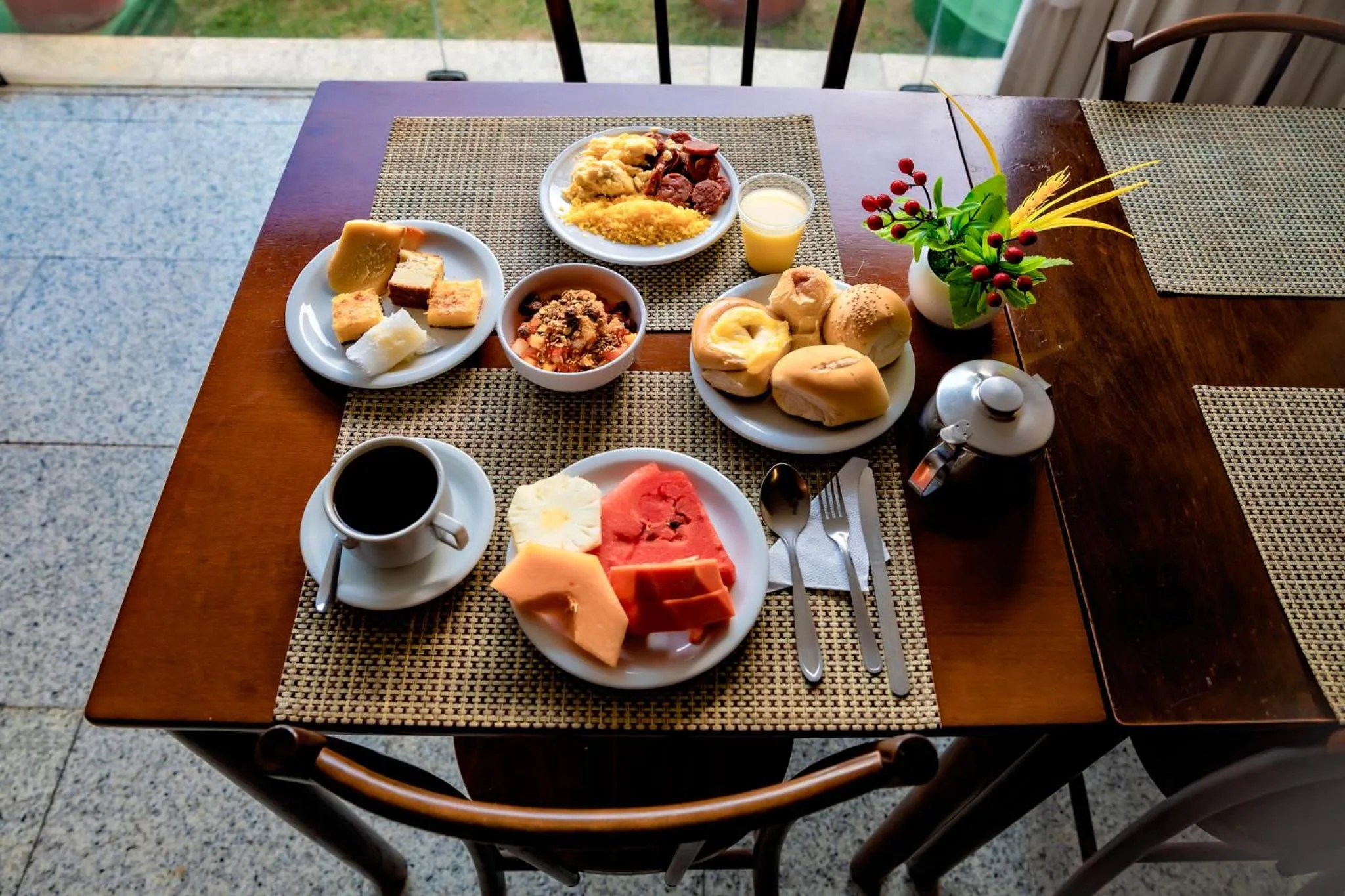 Food and drinks in Yak Beach Hotel Natal