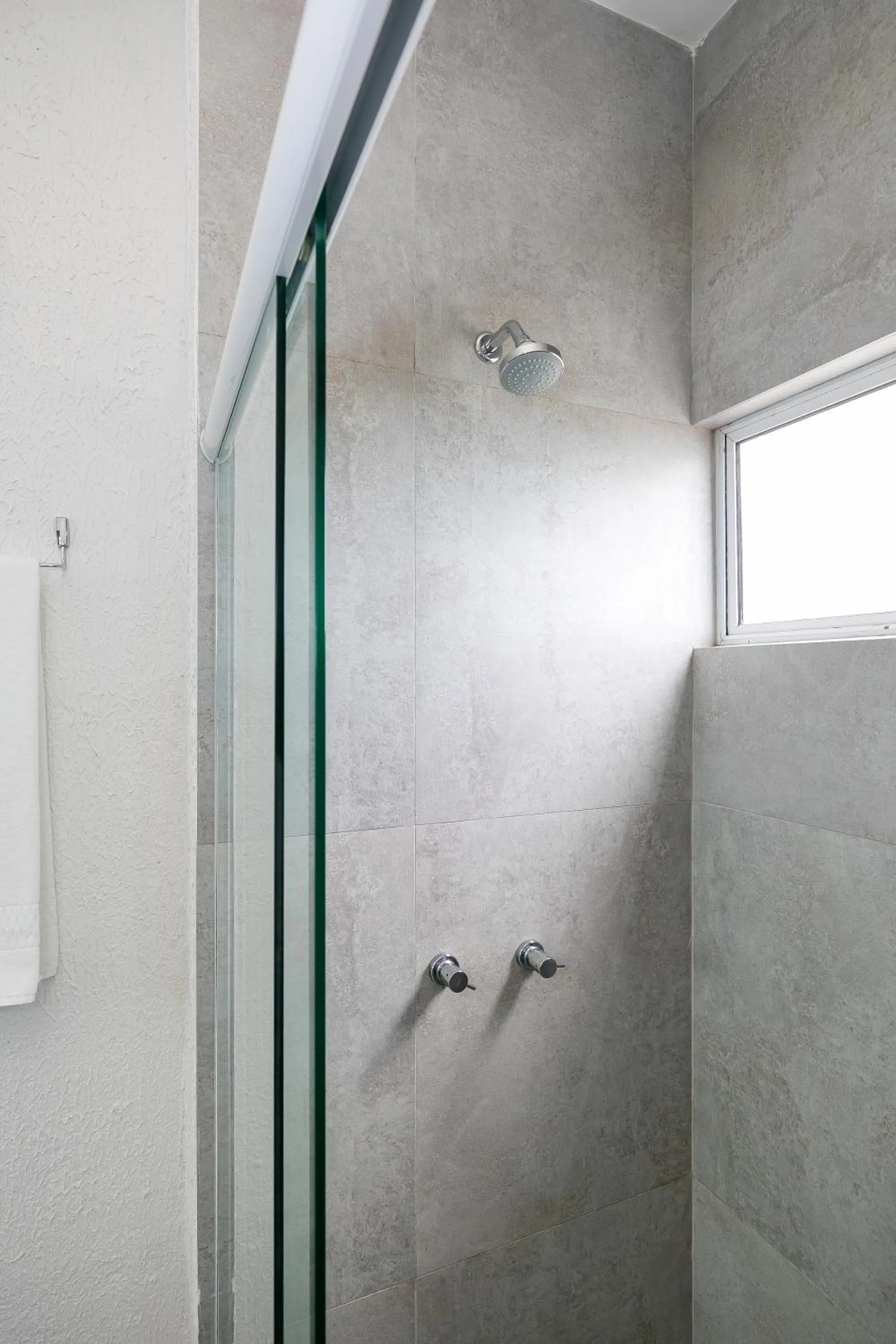 Shower in Yak Beach Hotel Natal