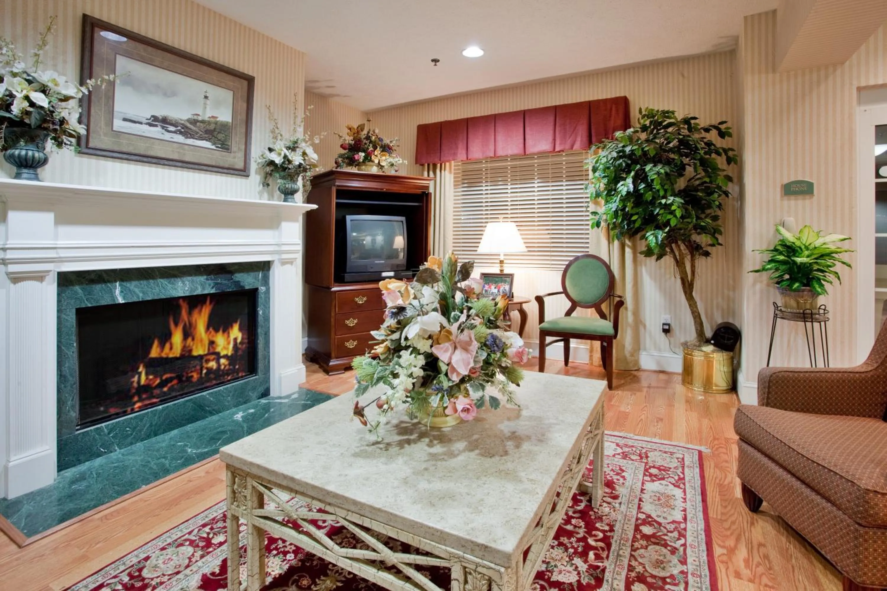 TV and multimedia in Quality Inn Kilmarnock