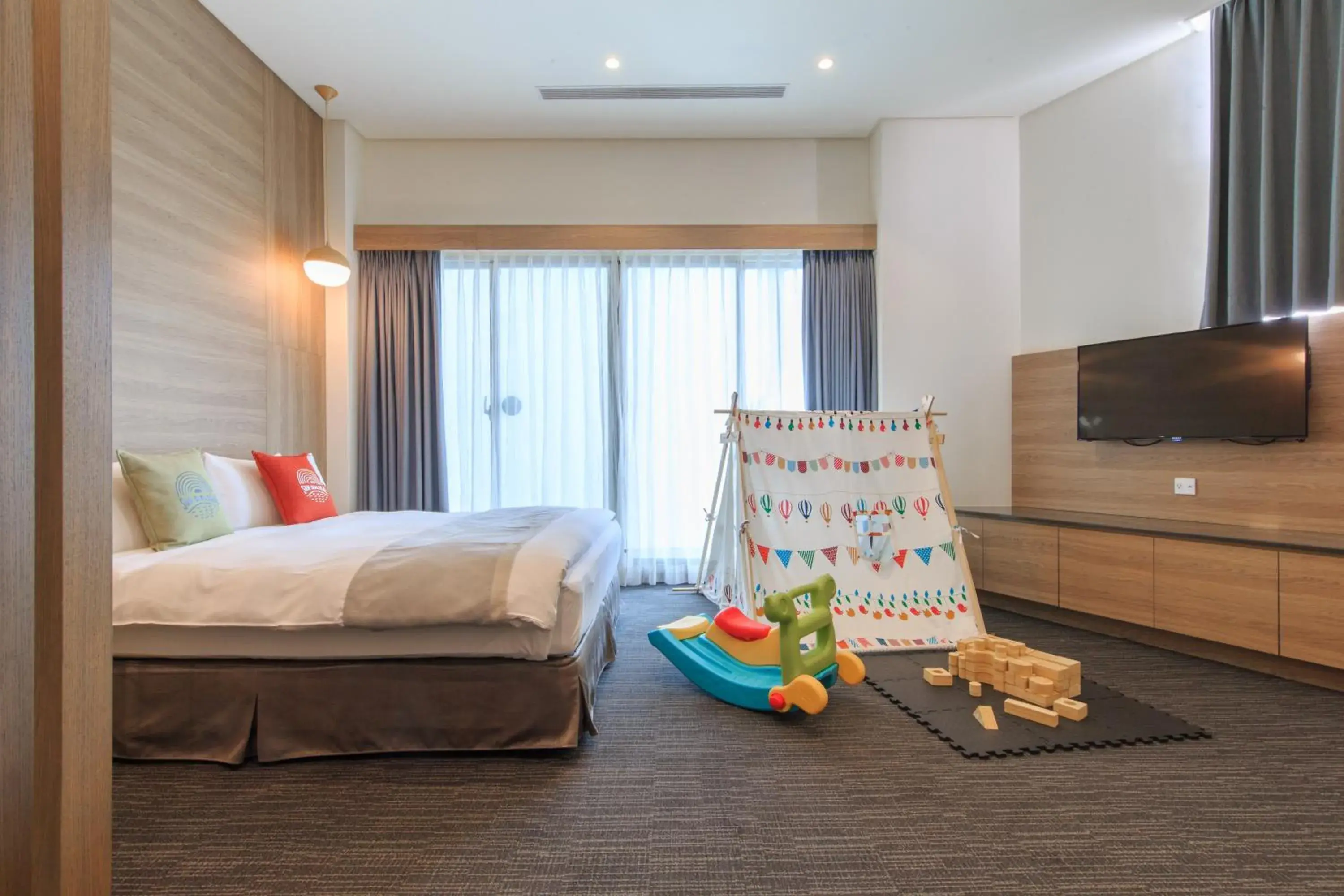 Photo of the whole room, Bed in Sun Dialogue Hotel-By Cosmos Creation Photo of the whole room, Bed in Sun Dialogue Hotel-By Cosmos Creation