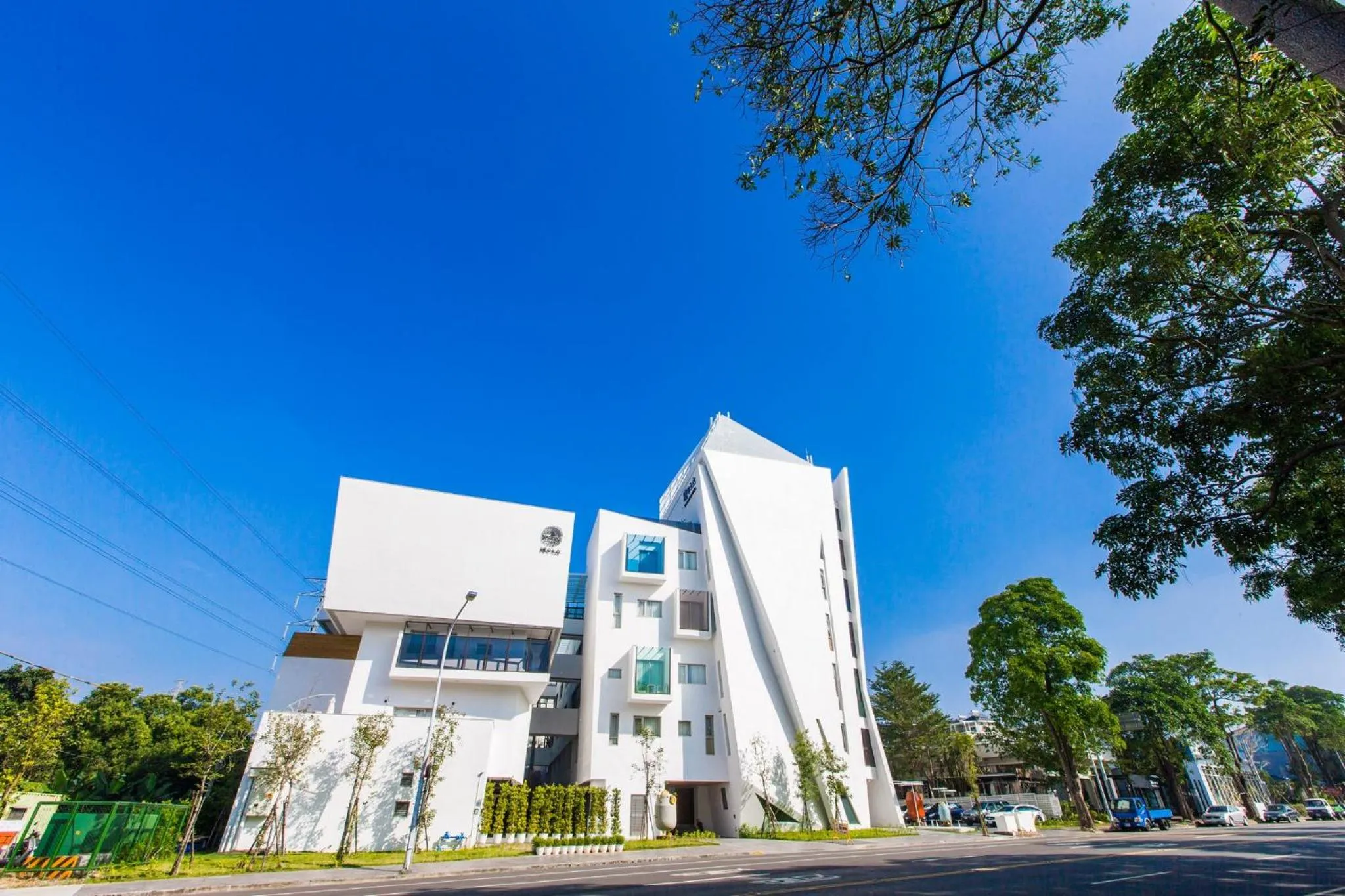 Facade/entrance in Sun Dialogue Hotel-By Cosmos Creation