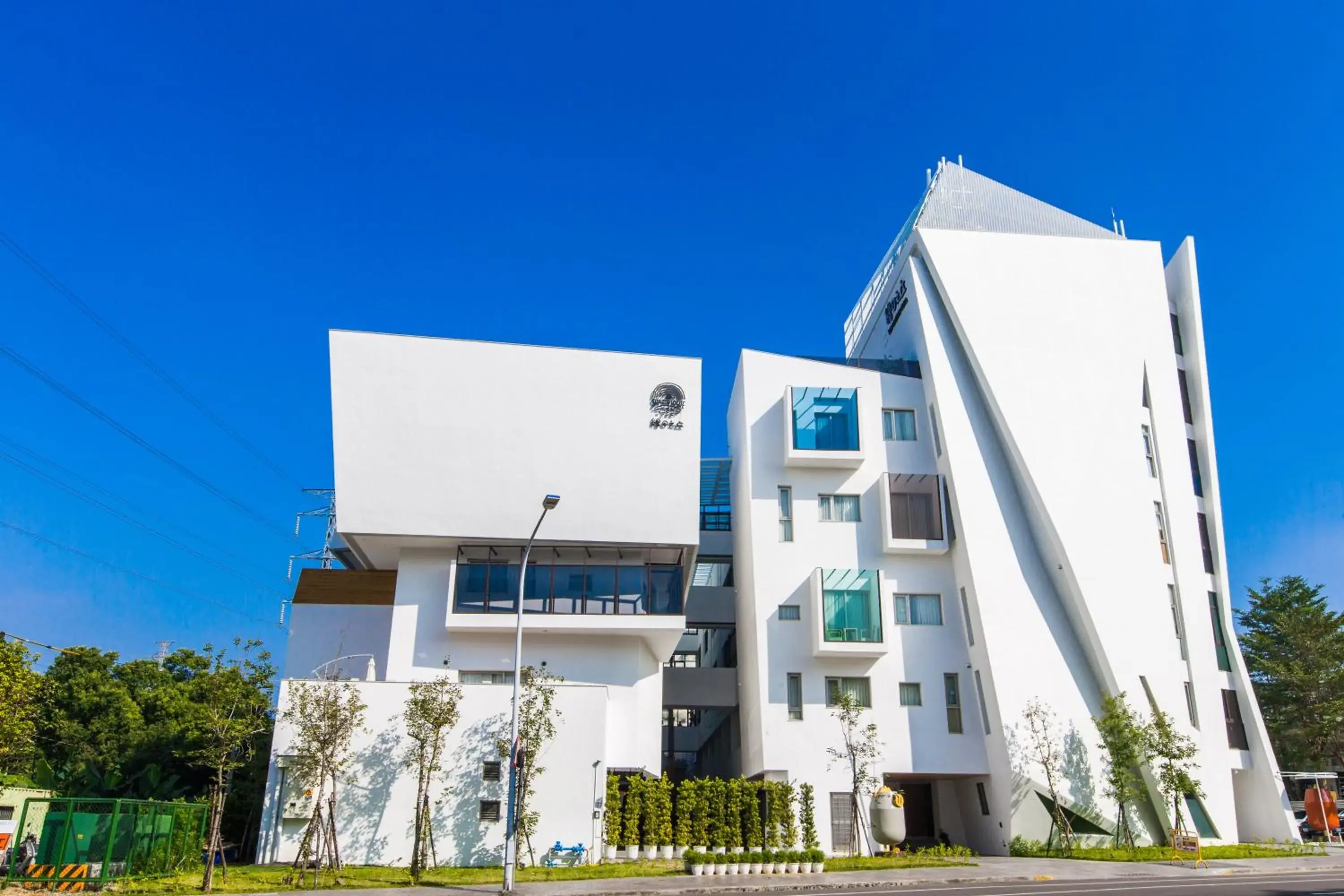 Facade/entrance in Sun Dialogue Hotel-By Cosmos Creation Facade/entrance in Sun Dialogue Hotel-By Cosmos Creation
