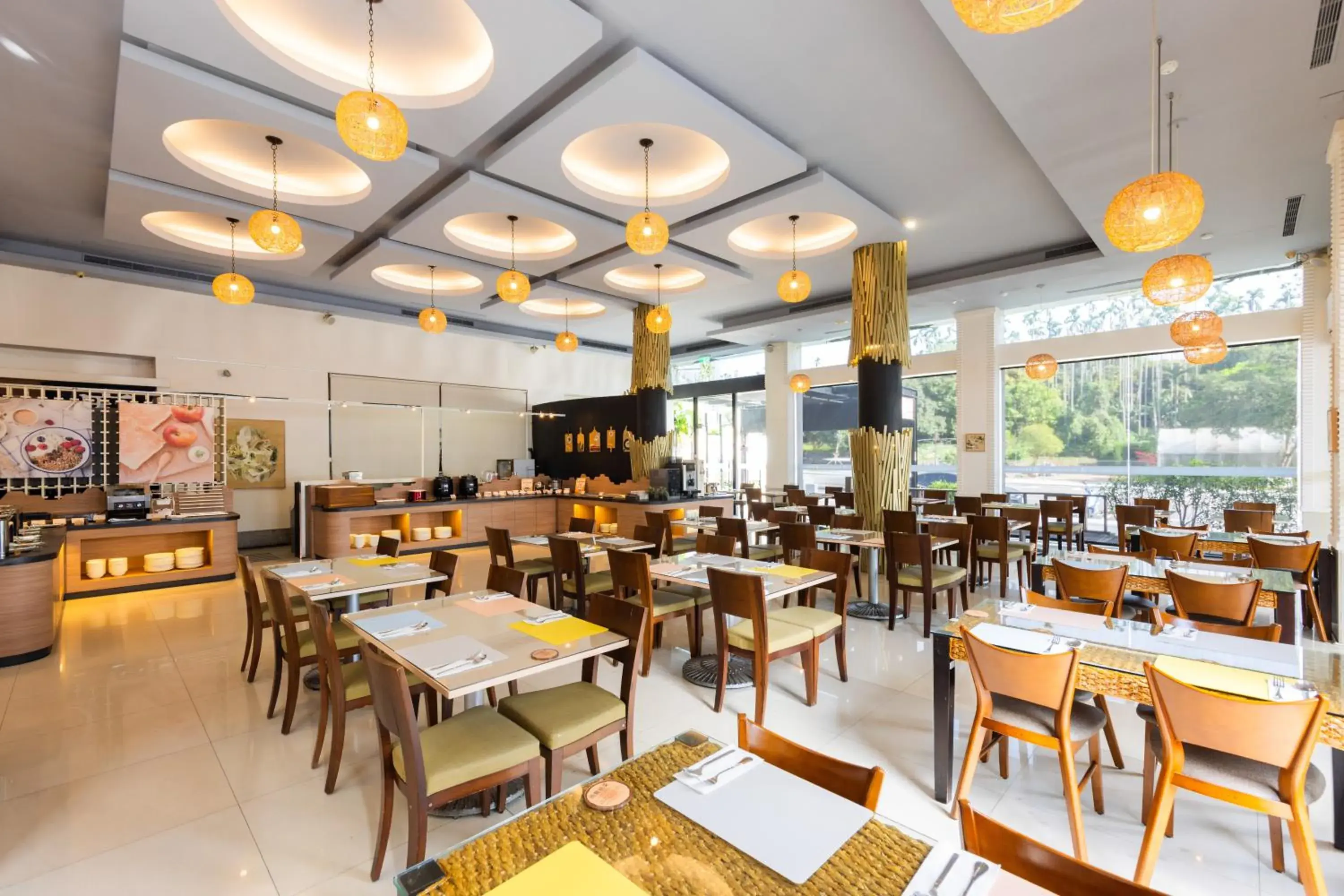 Restaurant/places to eat in Sun Dialogue Hotel-By Cosmos Creation Restaurant/places to eat in Sun Dialogue Hotel-By Cosmos Creation