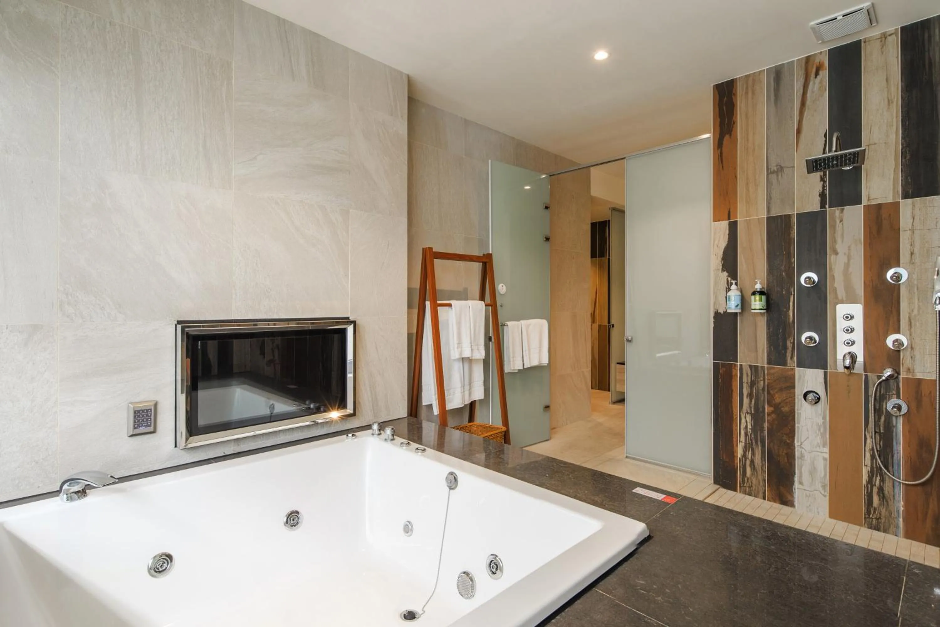 Hot Tub in Sun Dialogue Hotel-By Cosmos Creation