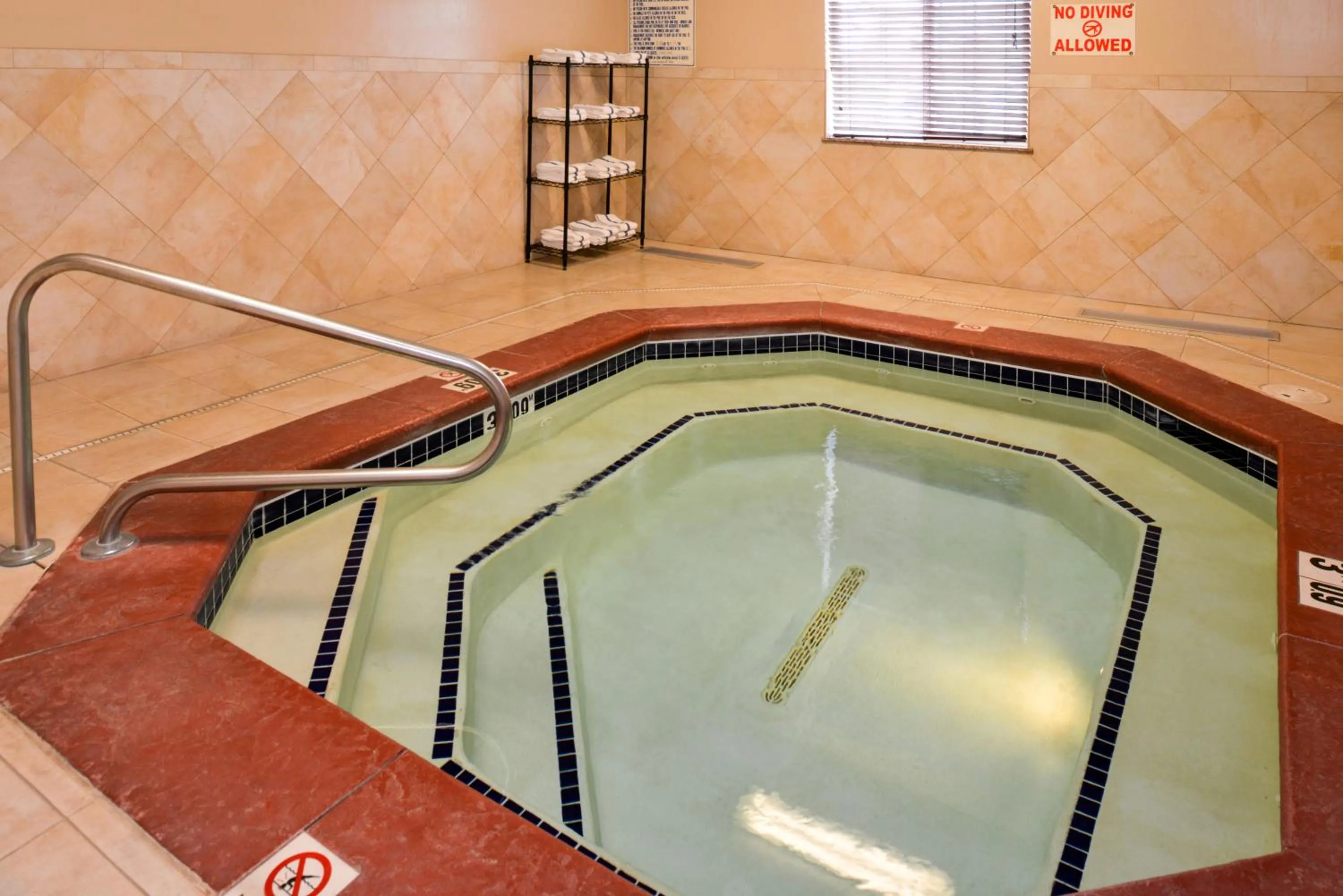 Swimming pool in Candlewood Suites Boise-Meridian by IHG