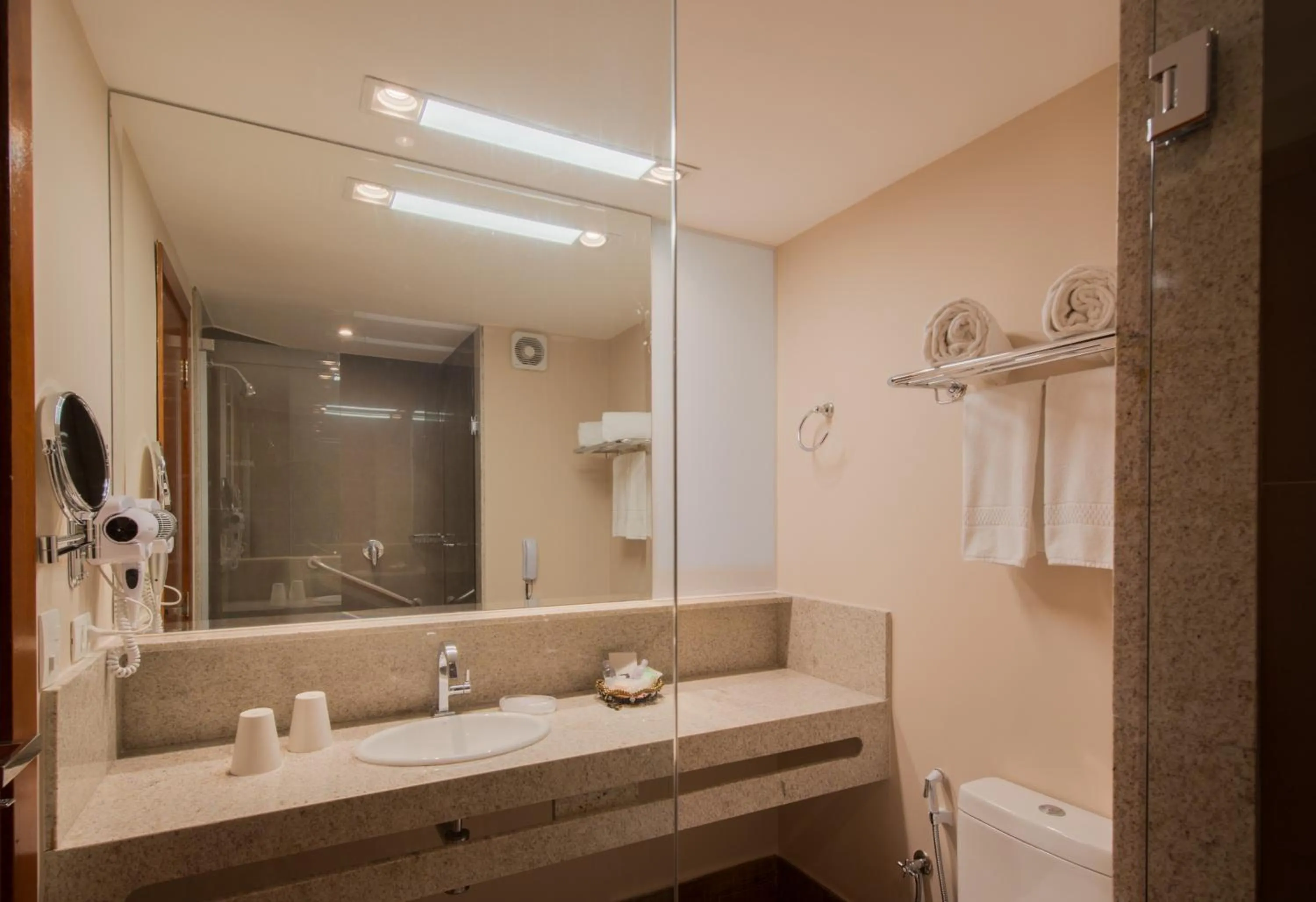 Shower in Marupiara Resort by Wish