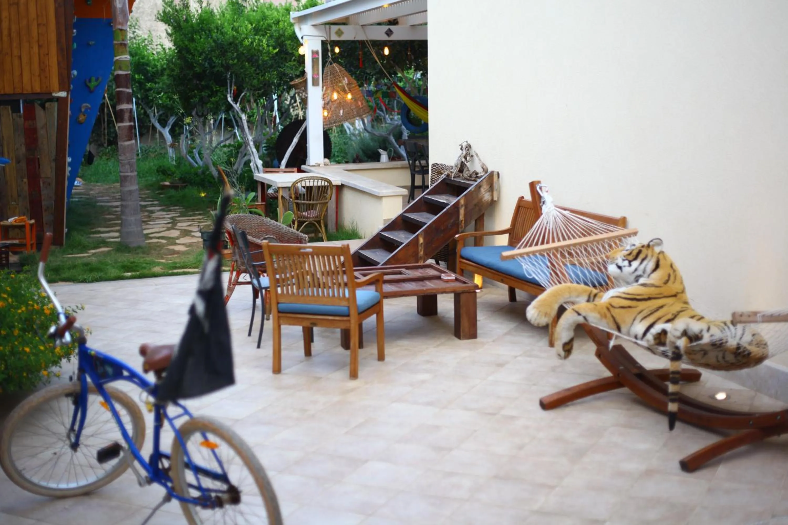 Patio in Timbuktu Hostel