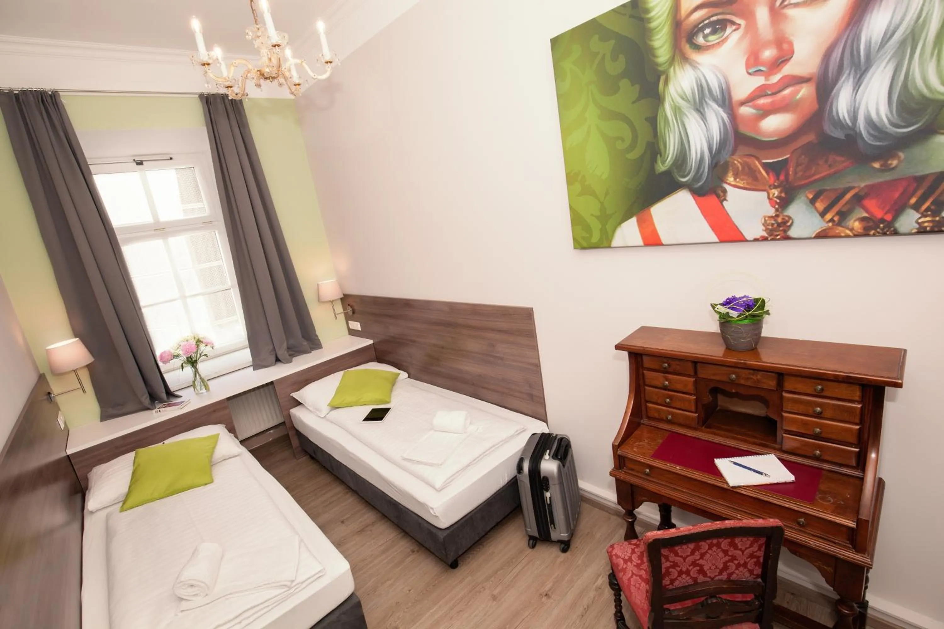 Day, Bed in Urban Stay Salzburg City