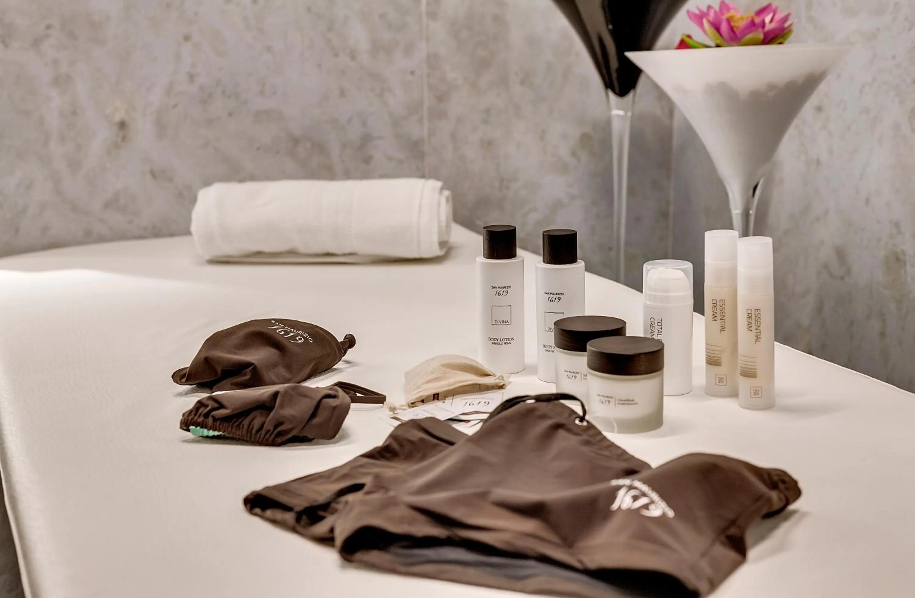 Spa and wellness centre/facilities in Relais Antica Badia - San Maurizio 1619