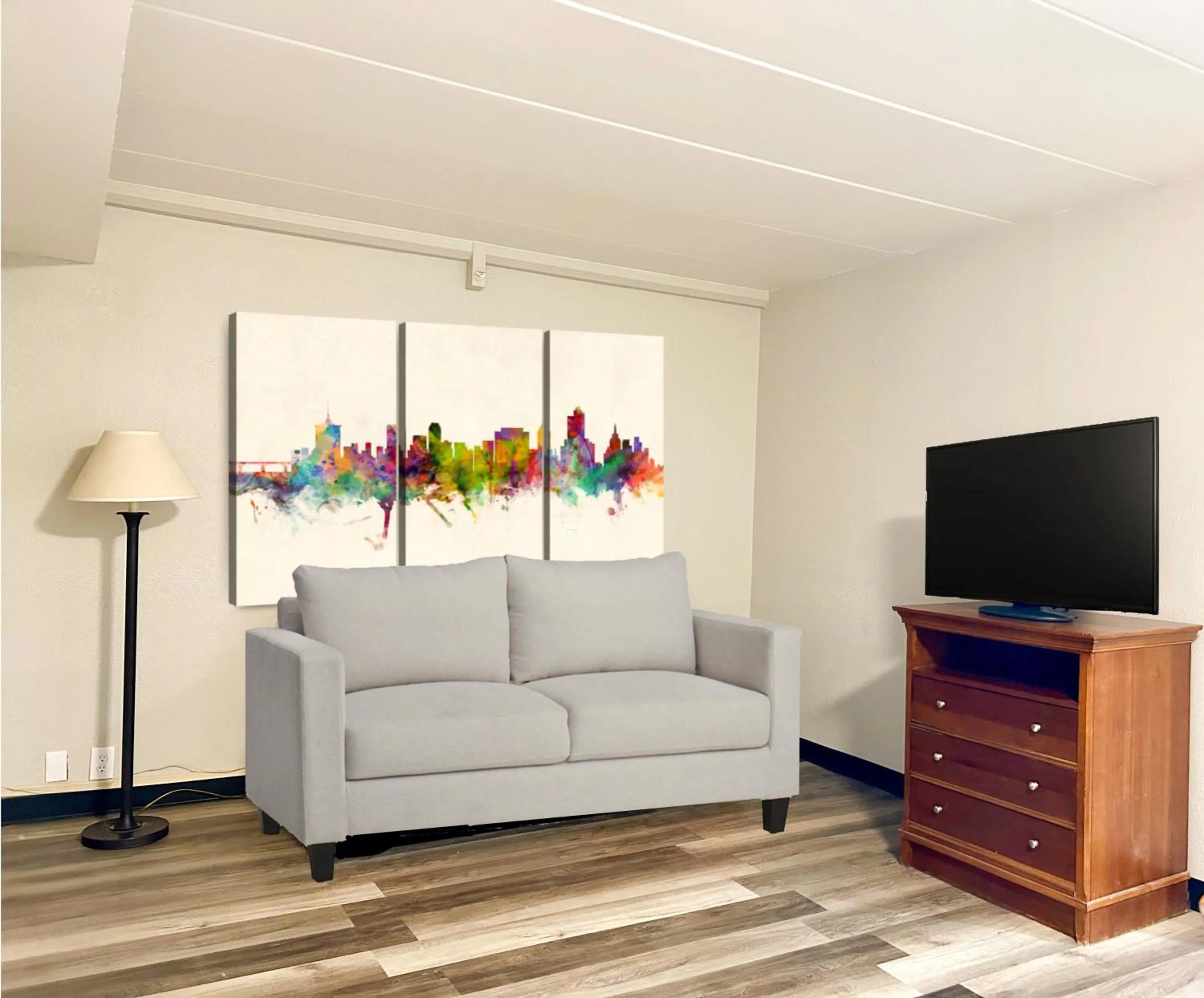 Bedroom in Tulsa Square Hotel Central, I-44 By OYO