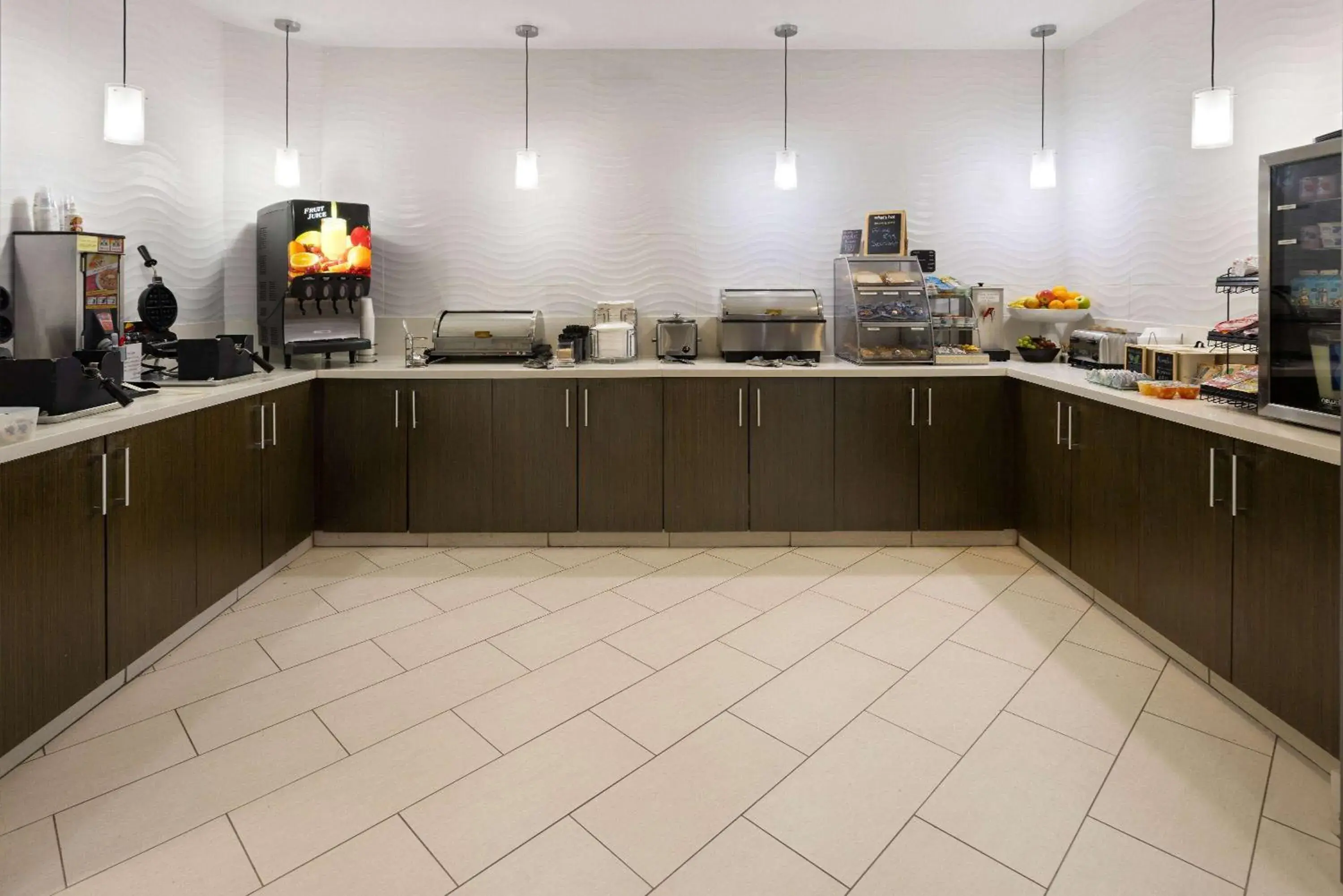 Breakfast in La Quinta by Wyndham Kokomo Breakfast in La Quinta by Wyndham Kokomo