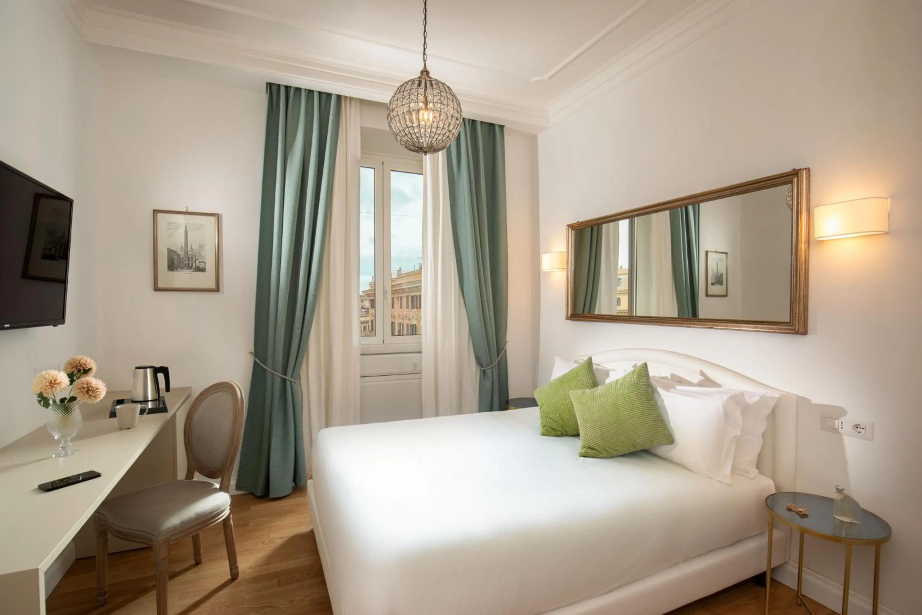 Bed in Domus Serafino