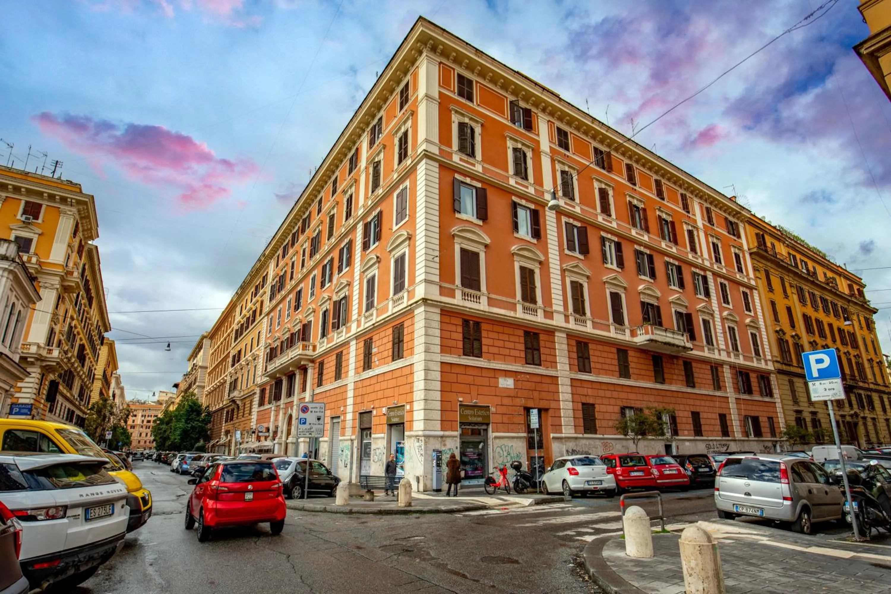 Property building in Domus Serafino