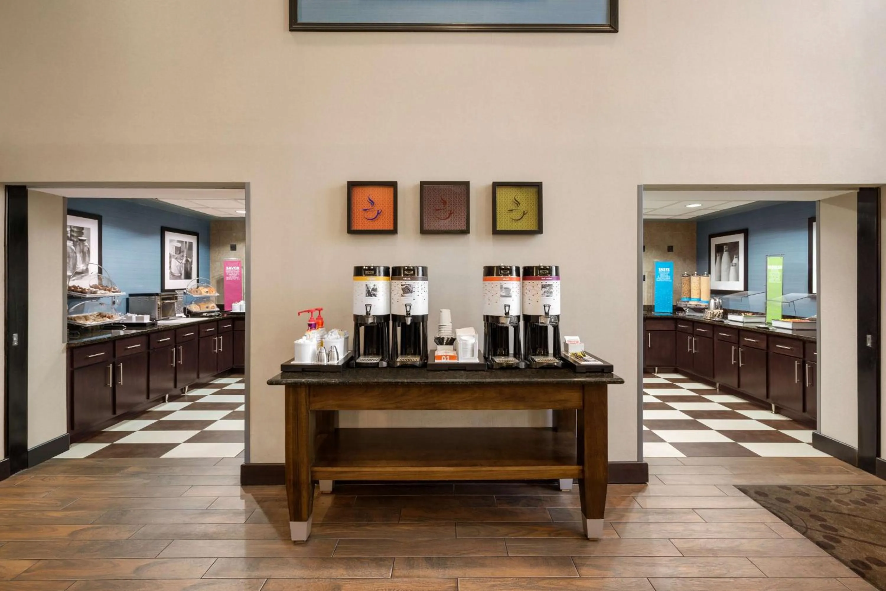 Breakfast in Hampton Inn & Suites Bluffton-Sun City