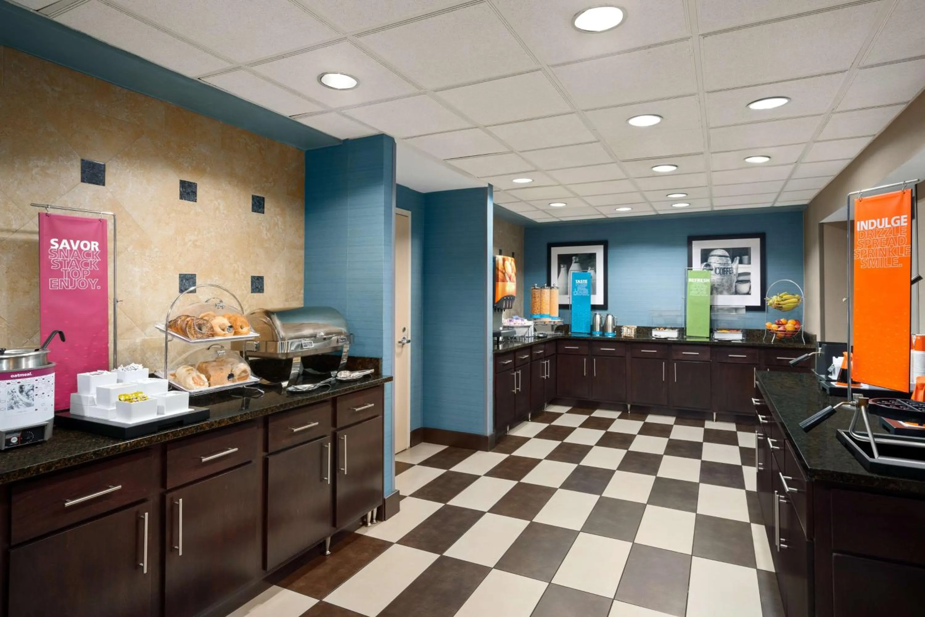 Breakfast in Hampton Inn & Suites Bluffton-Sun City