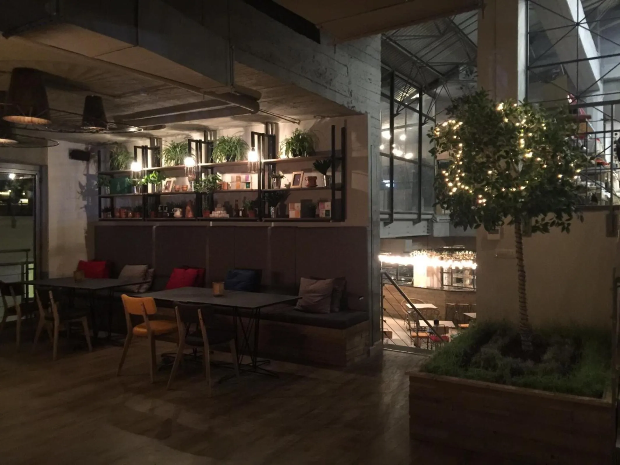 Restaurant/places to eat in Wild Jordan Center