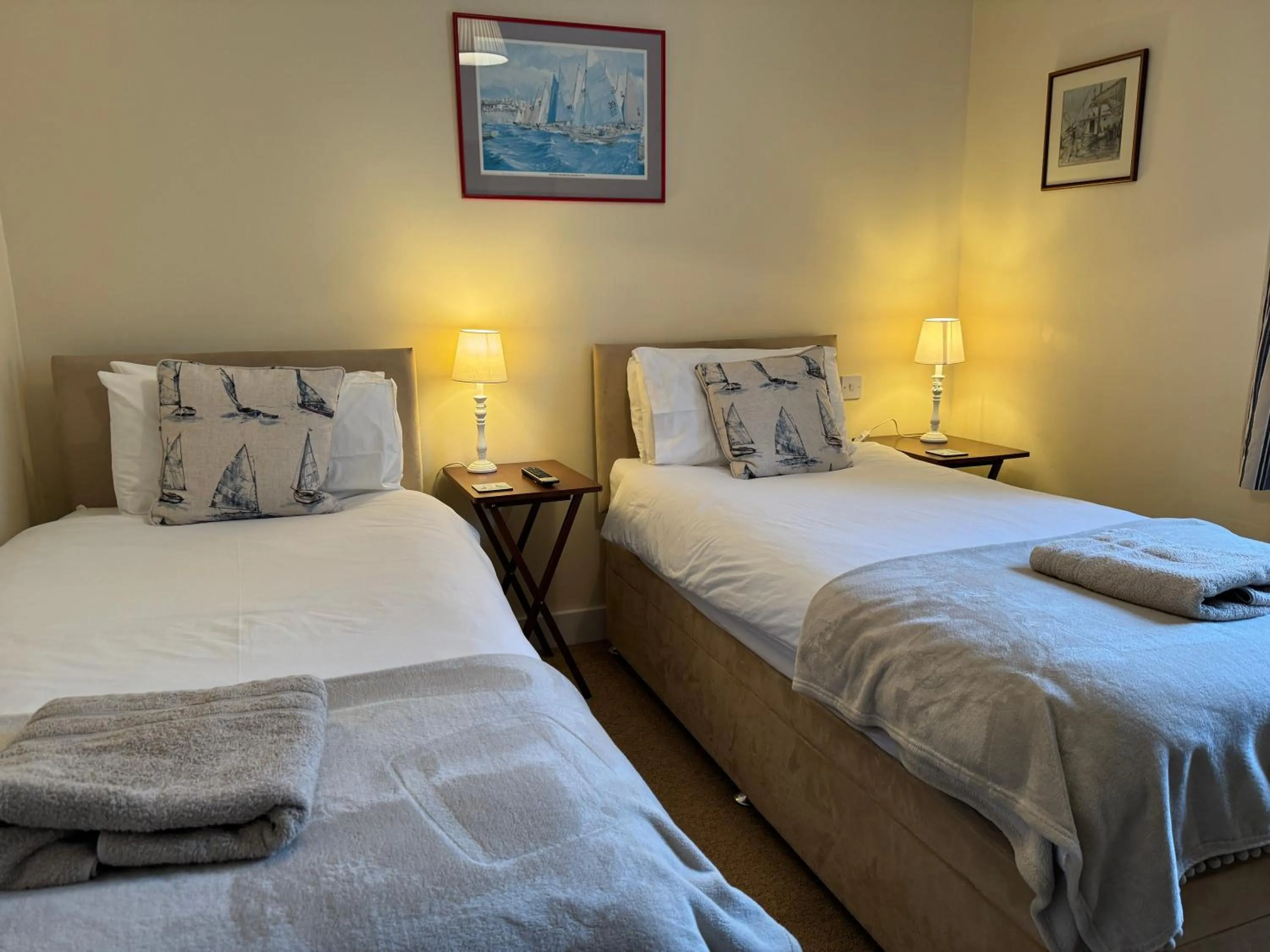 Bed in The Pilot Boat Inn, Isle of Wight