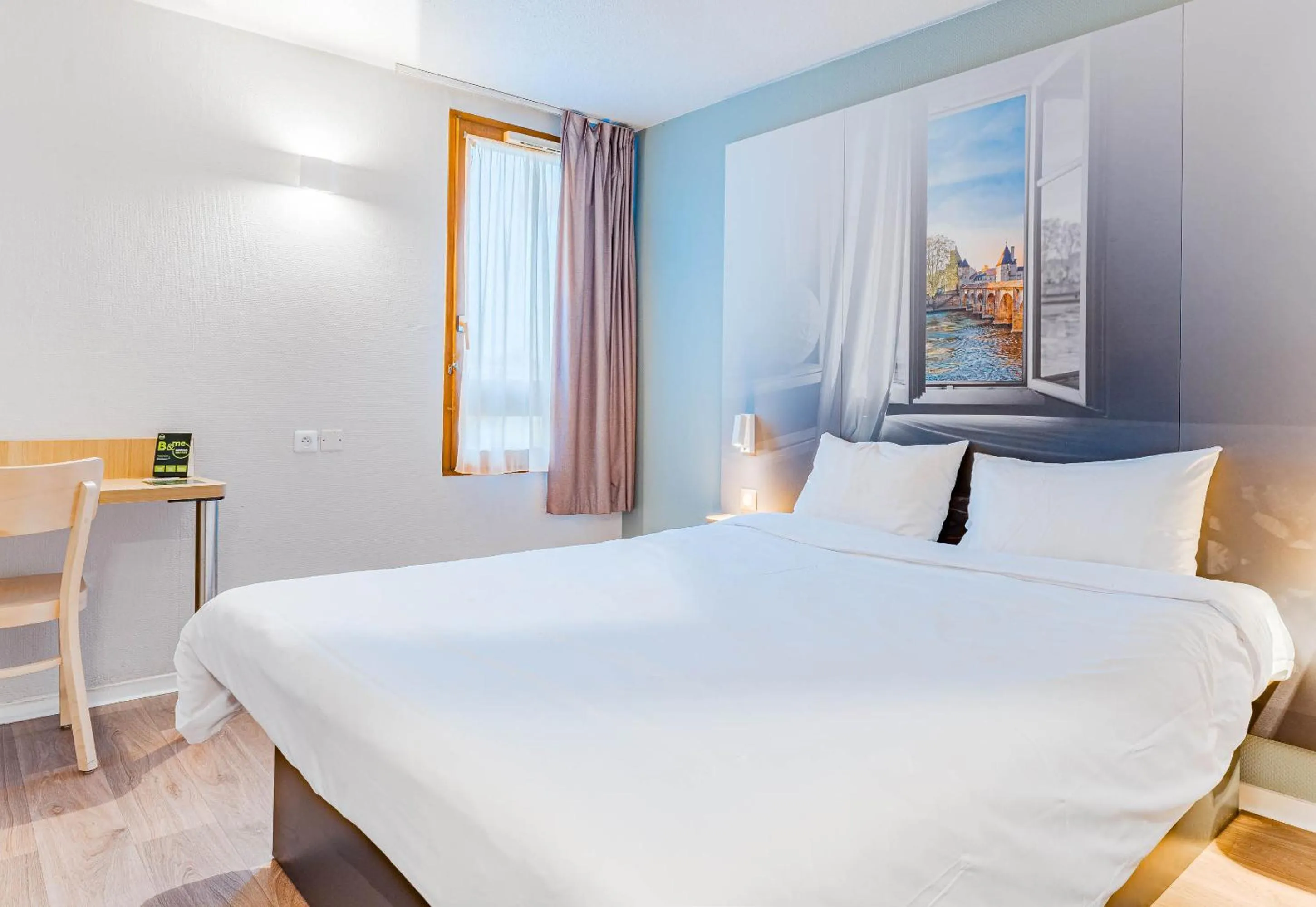 Bedroom, Bed in B&B HOTEL Chatellerault