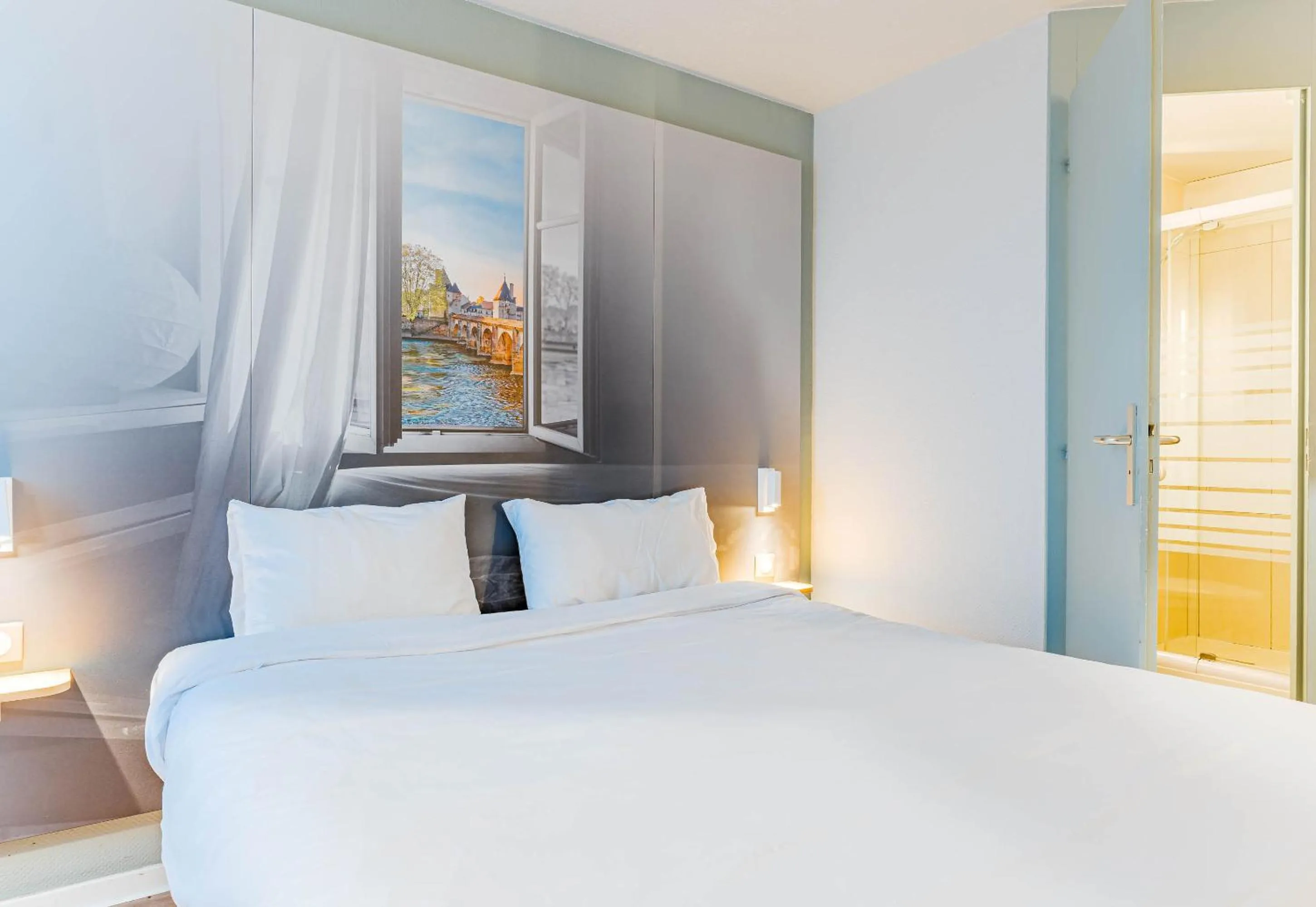 Bedroom, Bed in B&B HOTEL Chatellerault