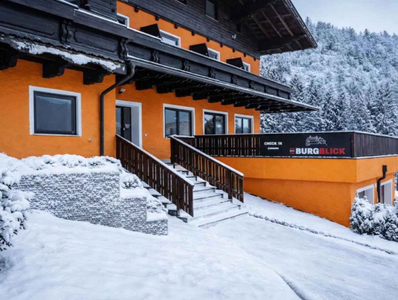 Property building in Der Burgblick-Adults Only