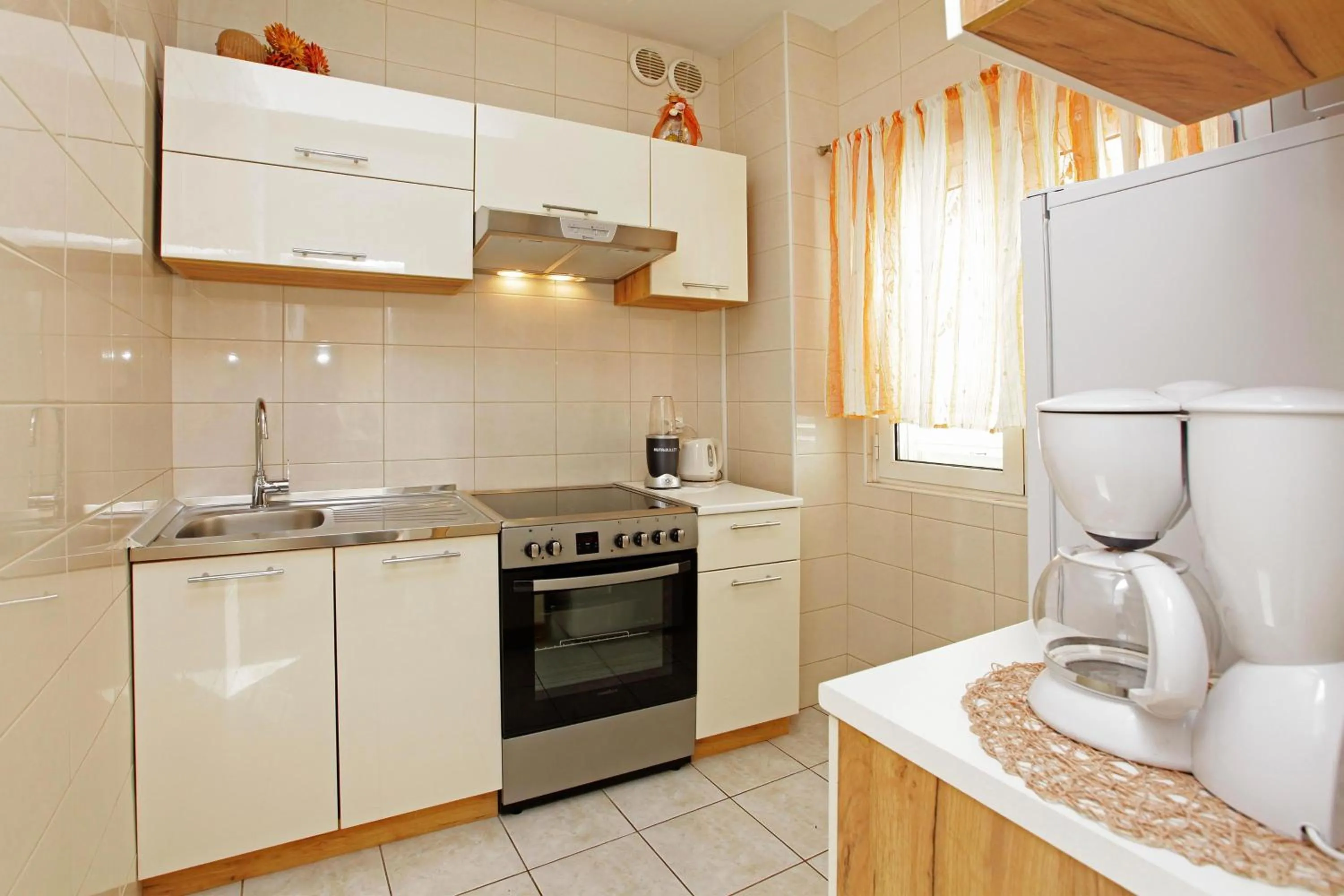 Sunshine Apartment Doda